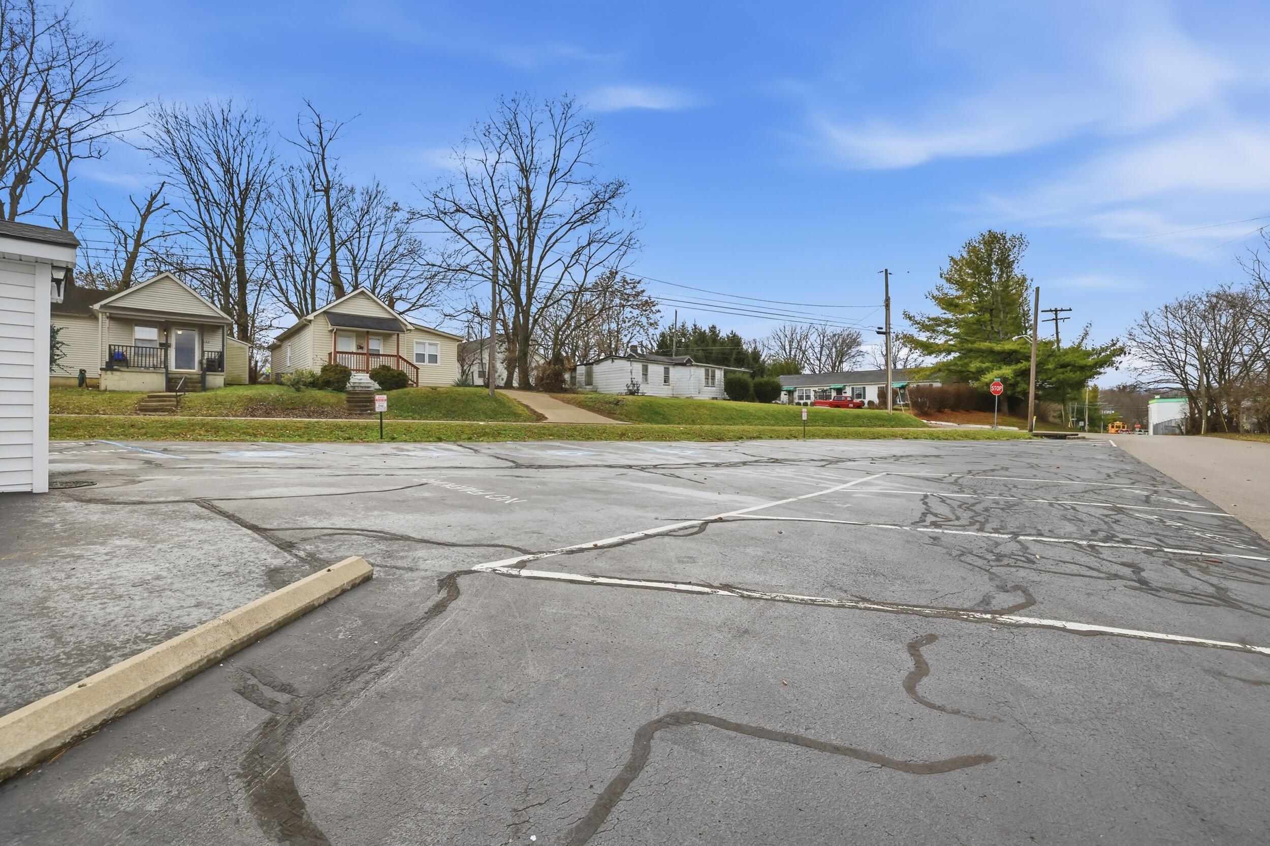 103 E Penn Avenue Property Photo 32