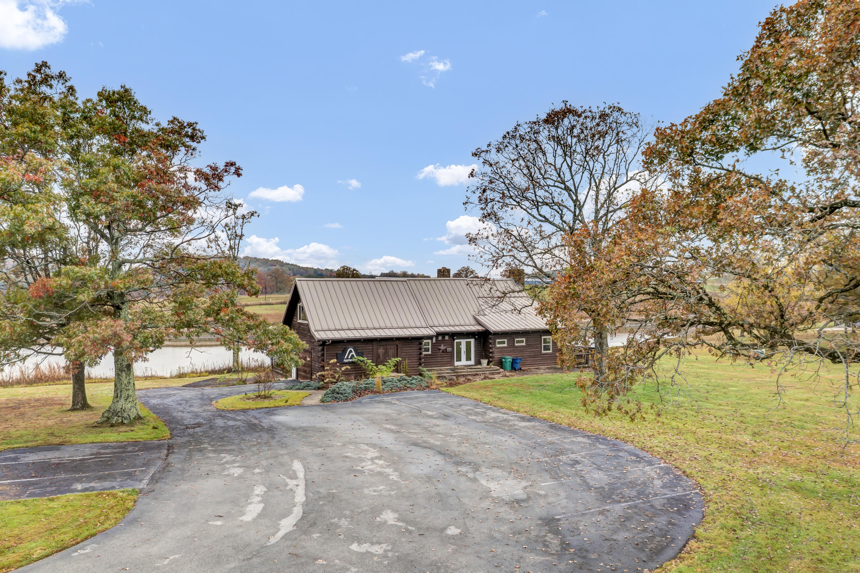 100 Lake Park Drive Property Photo 68