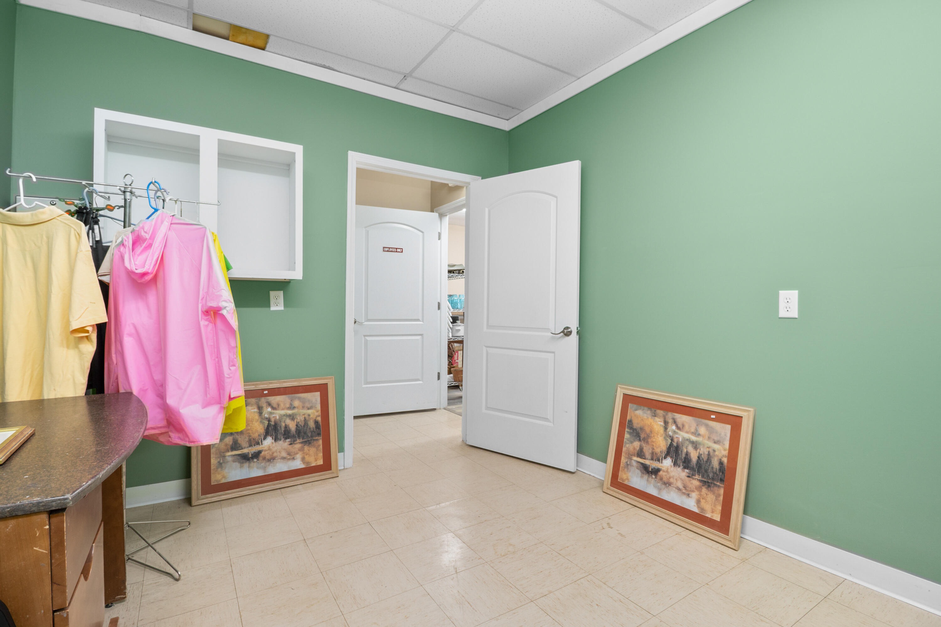 212 1st Street Property Photo 26