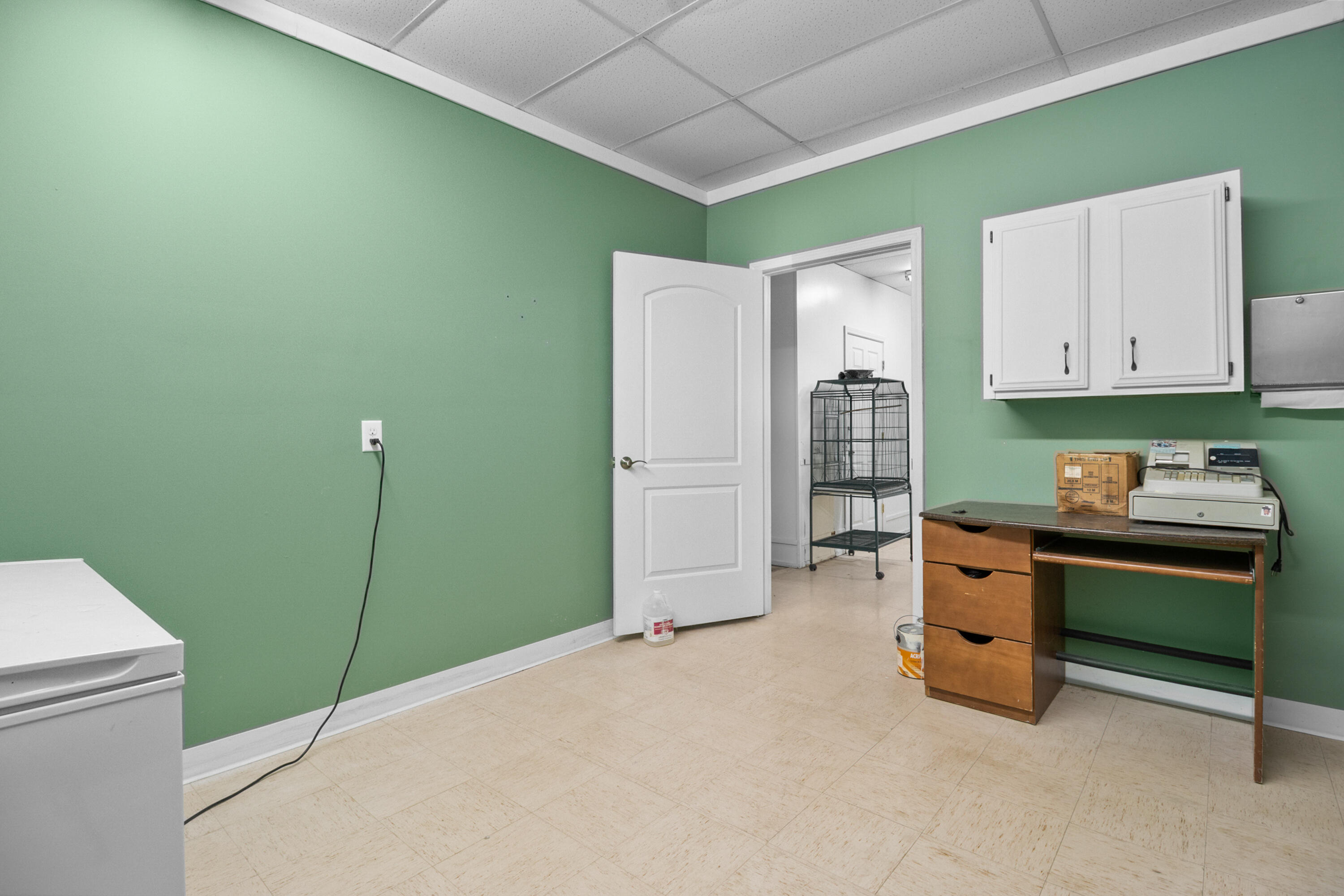 212 1st Street Property Photo 27