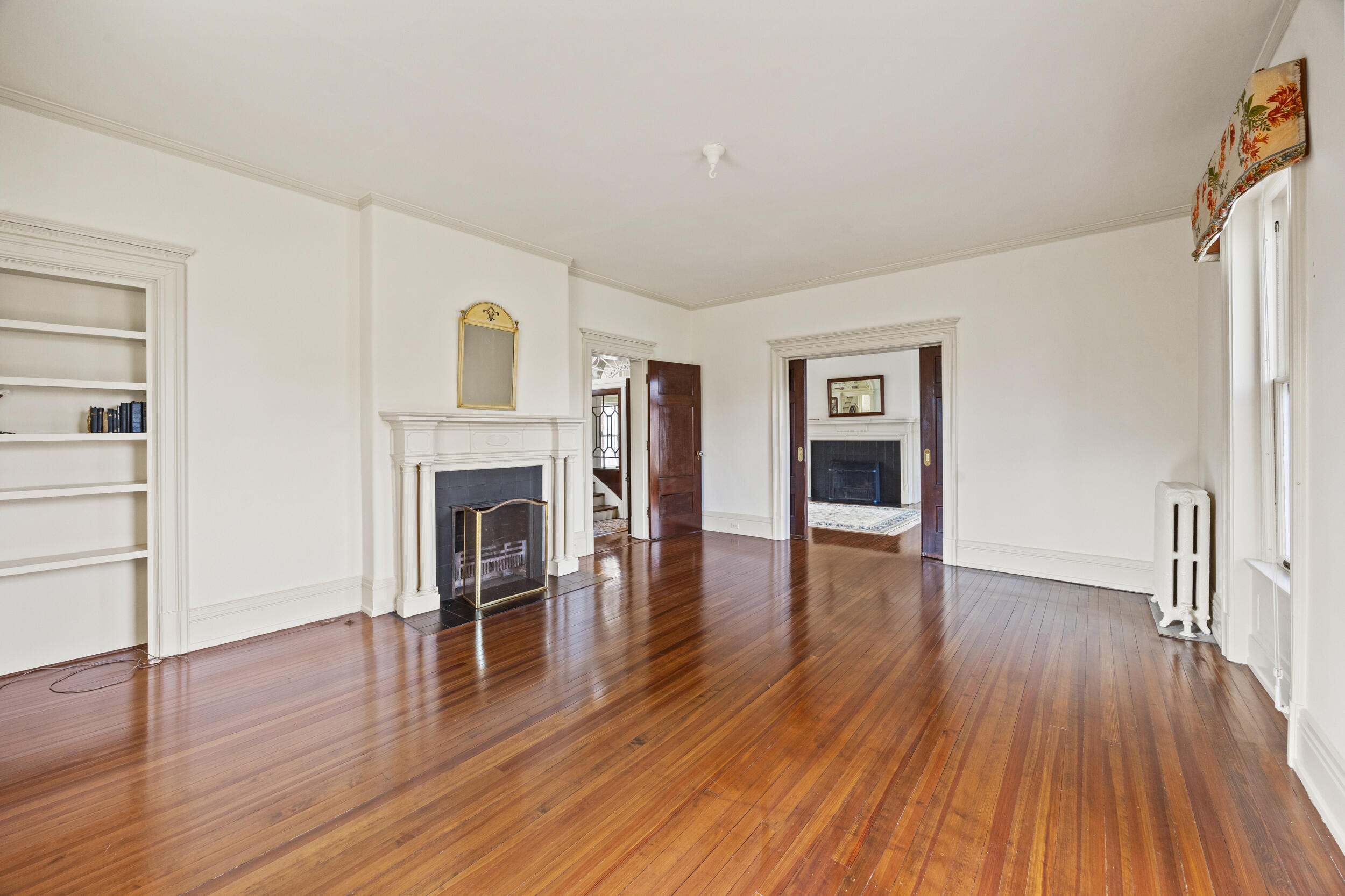160 Elm Street Property Photo 13