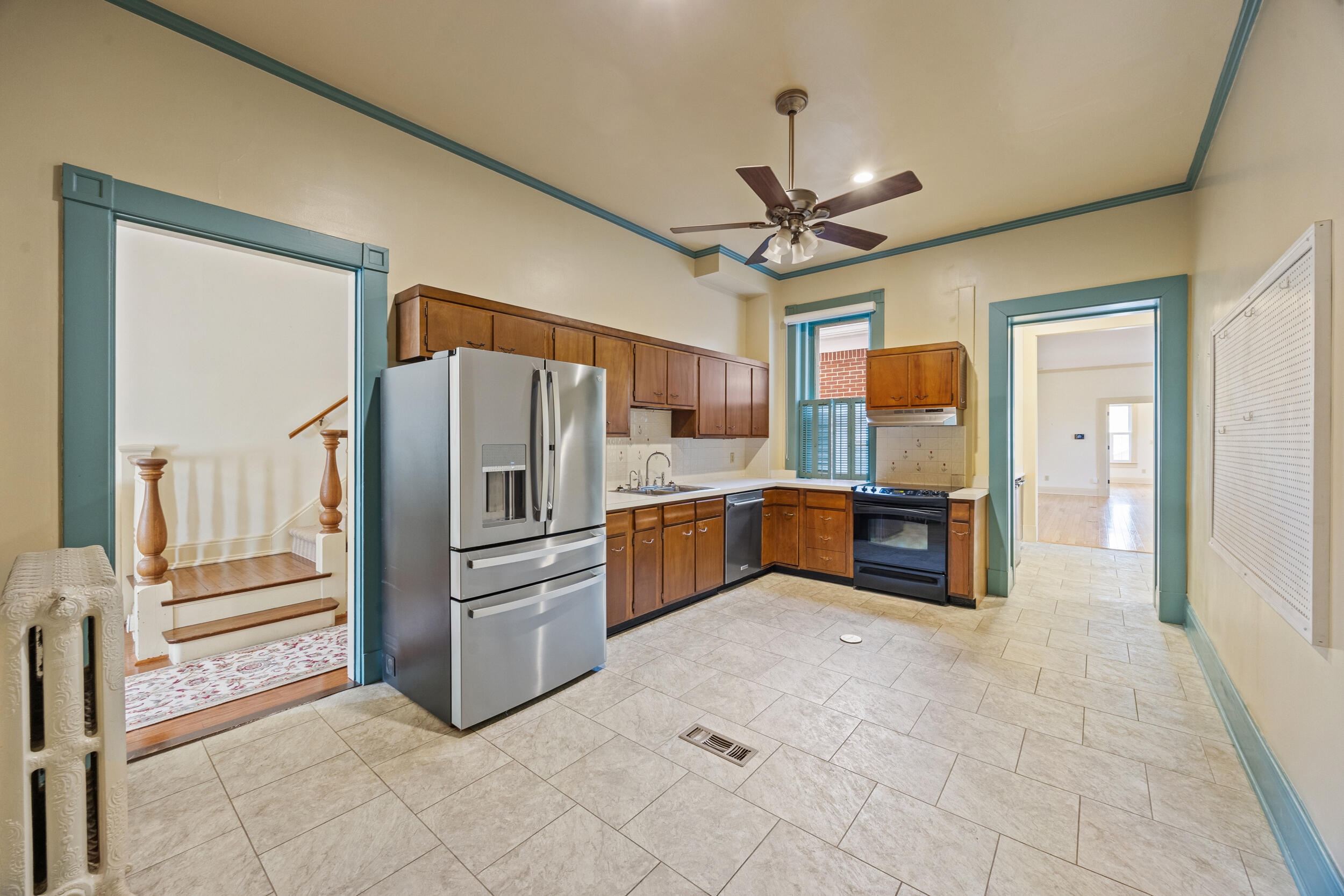 160 Elm Street Property Photo 23
