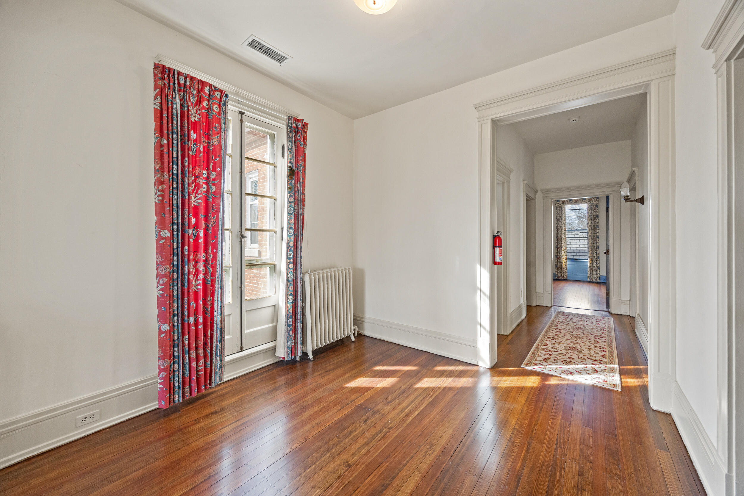 160 Elm Street Property Photo 42