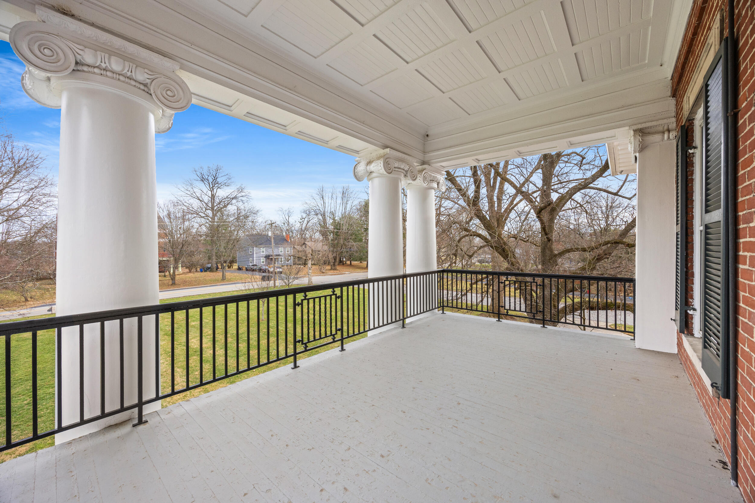 160 Elm Street Property Photo 43