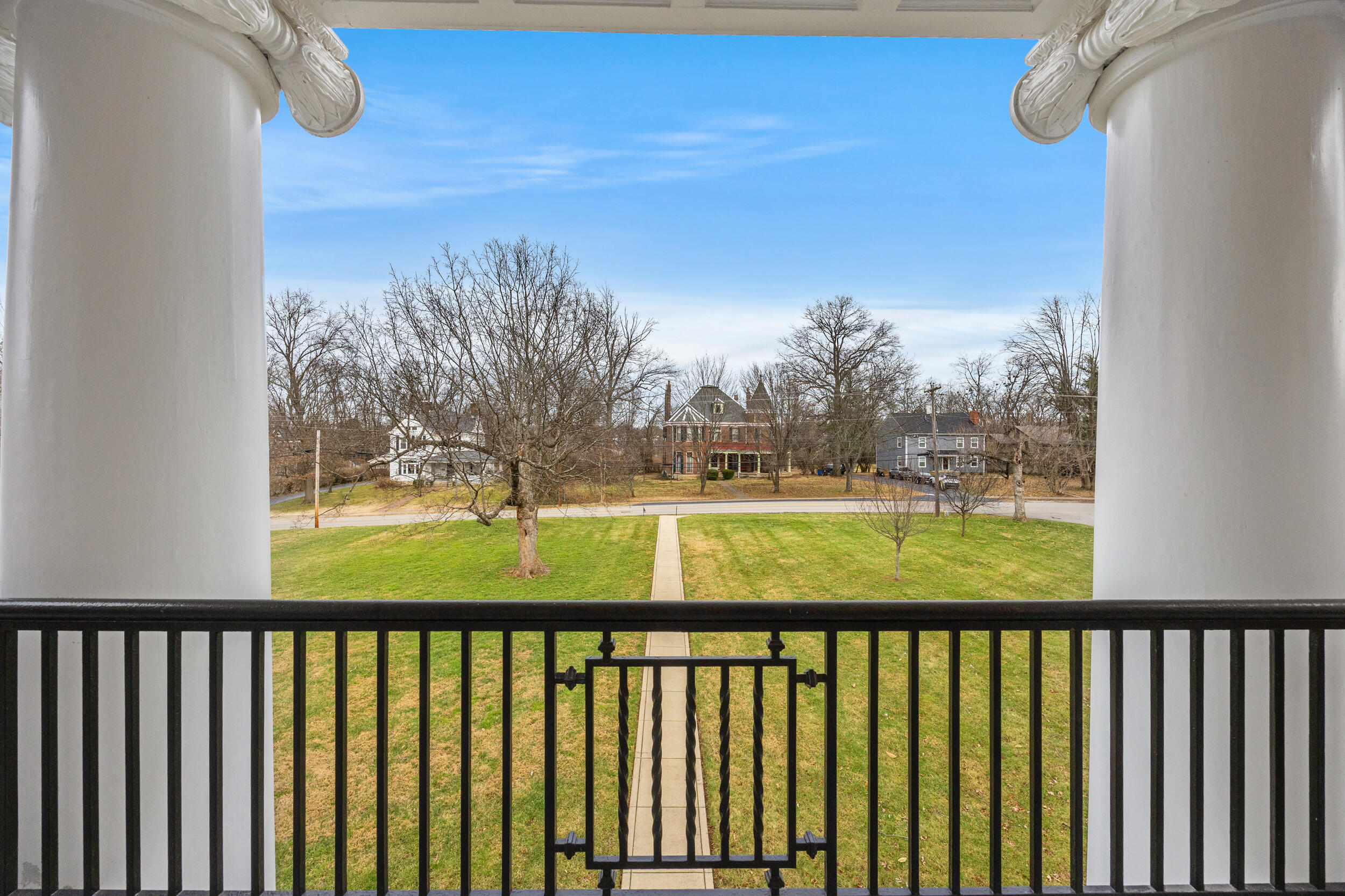 160 Elm Street Property Photo 45