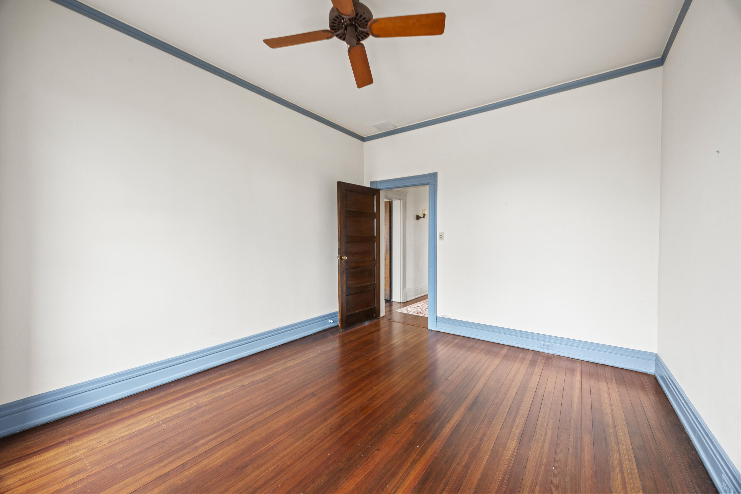 160 Elm Street Property Photo 50
