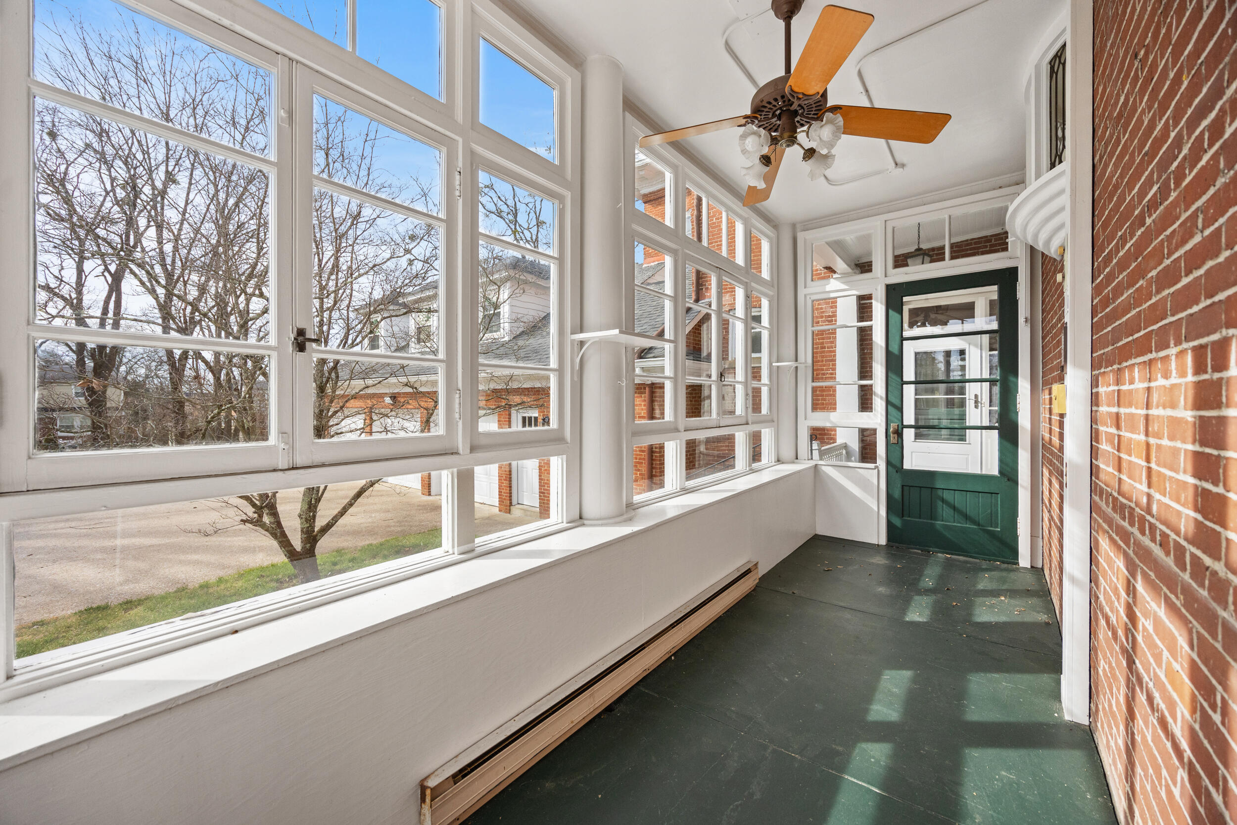 160 Elm Street Property Photo 60