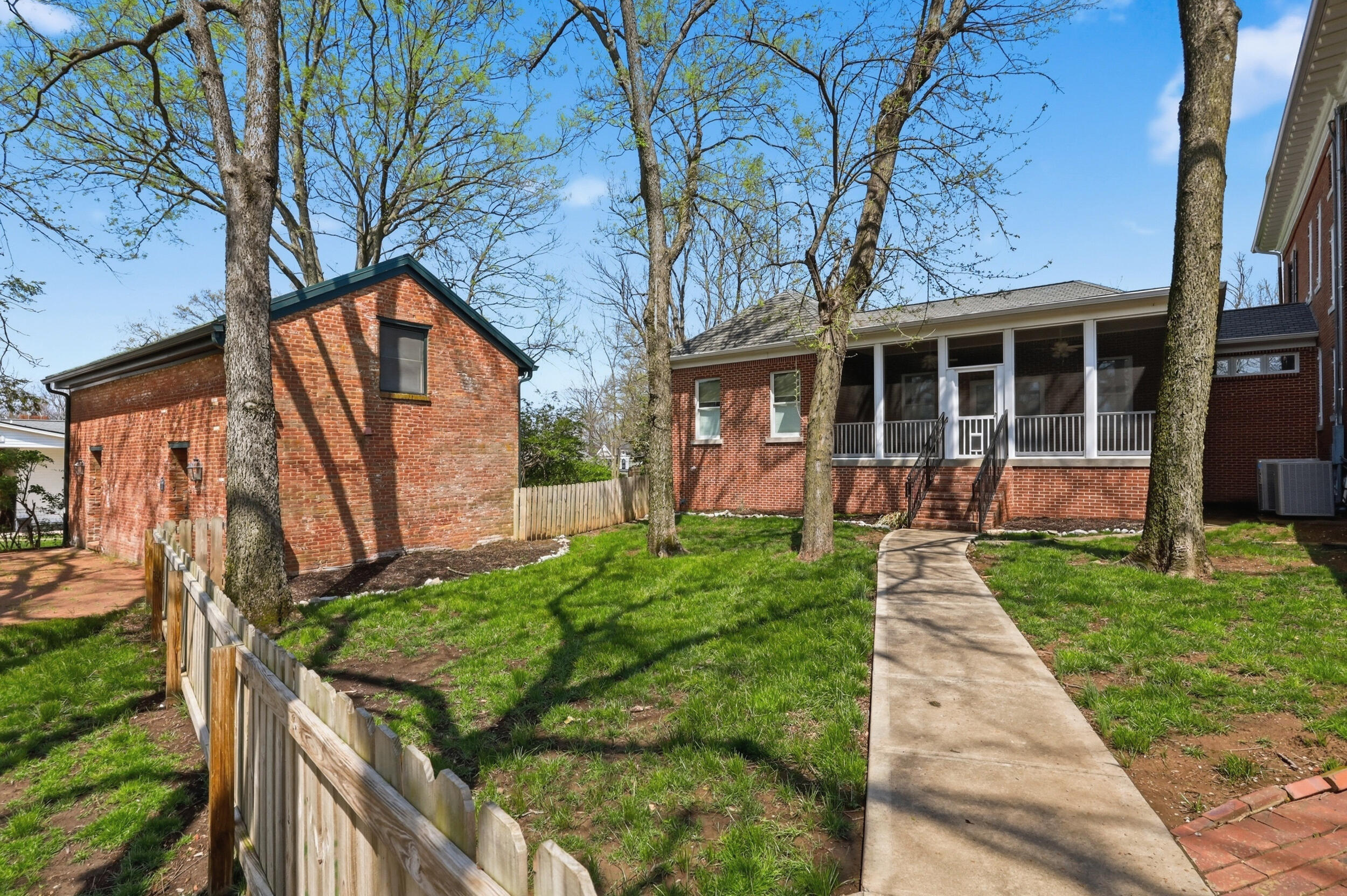 160 Elm Street Property Photo 68