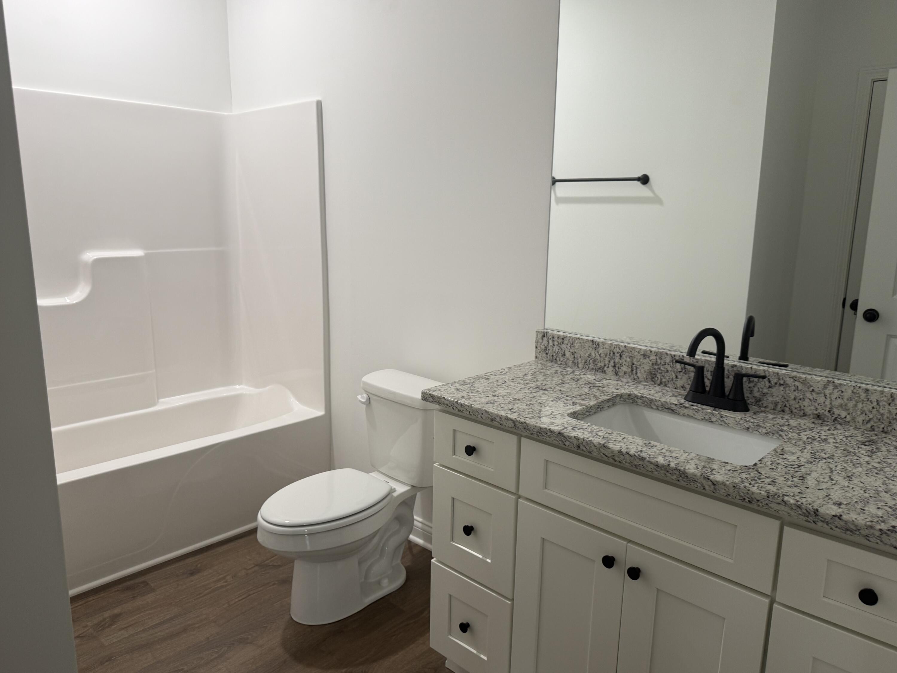 846 #5 Ridgewood Drive Property Photo 3