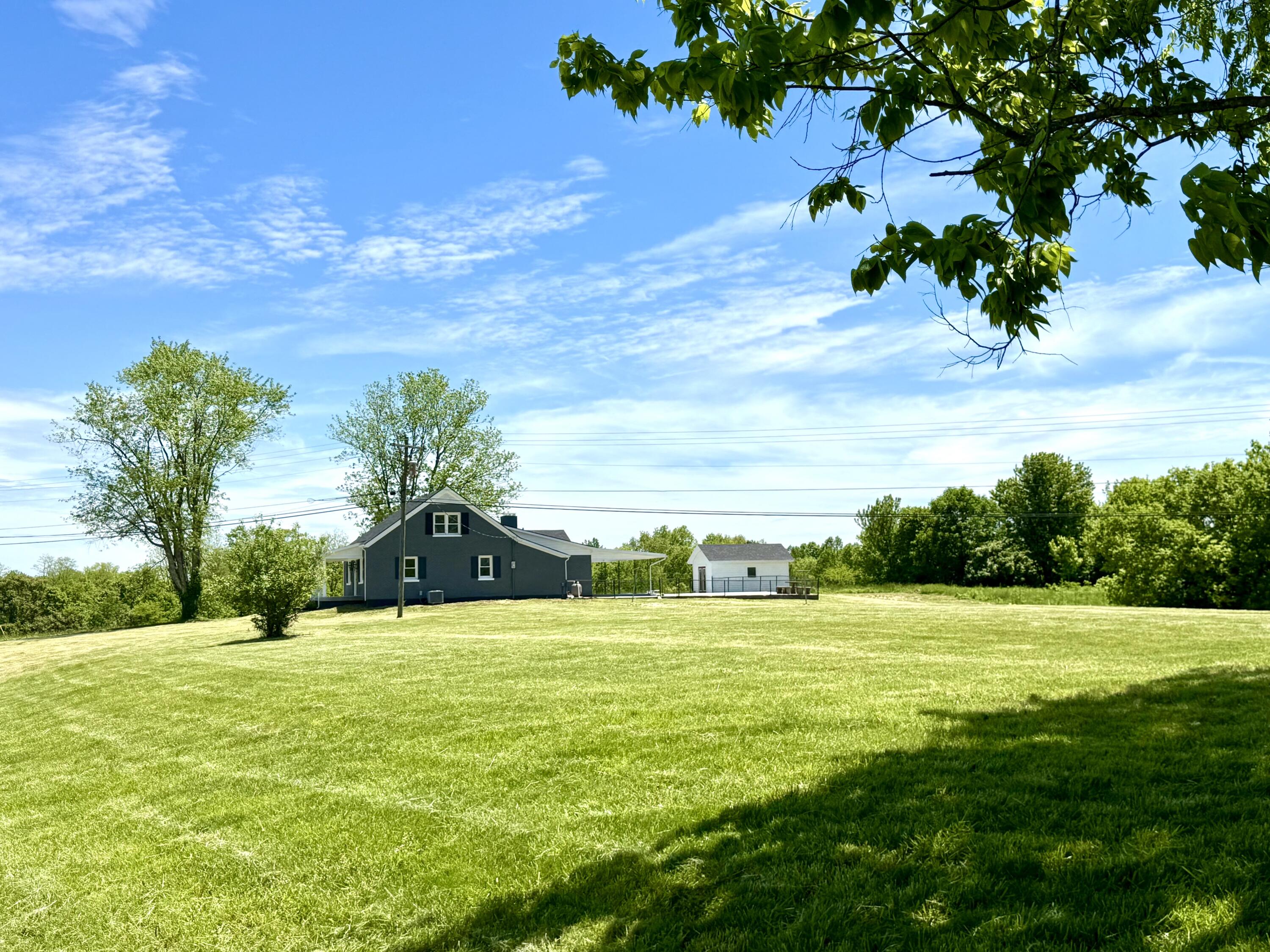 981 Mule Shed Lane Property Photo 2