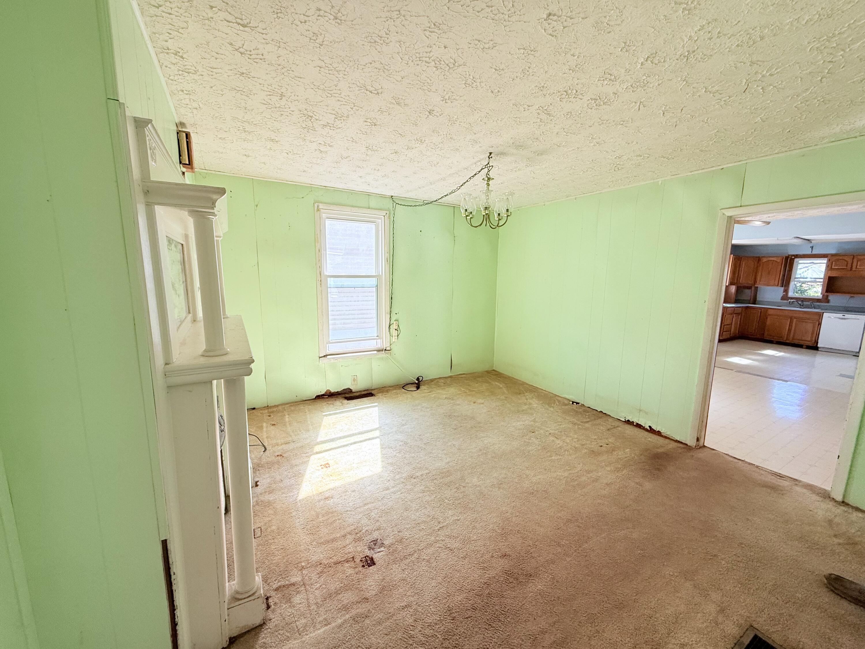 253 Parrish Avenue Property Photo 5