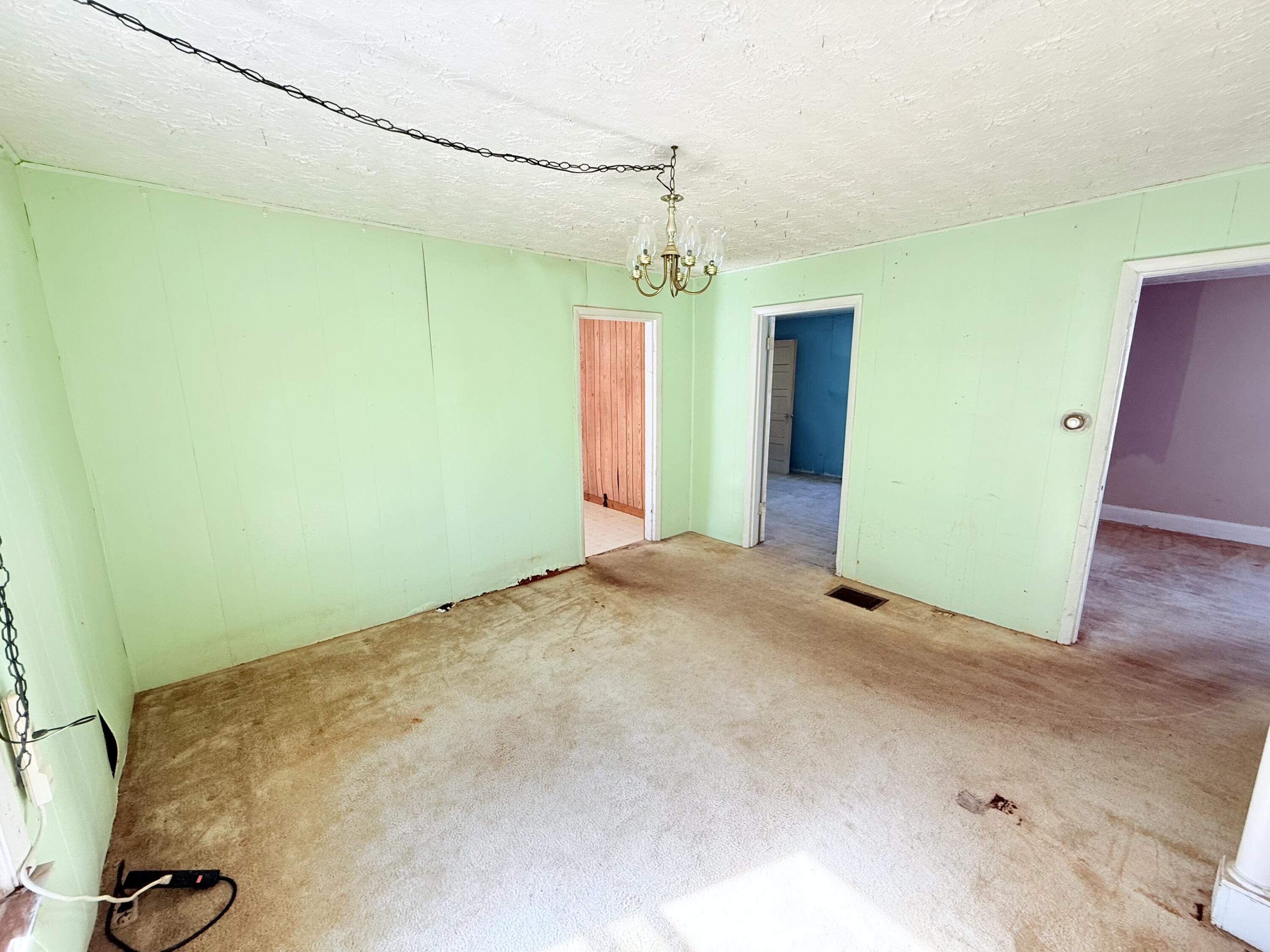 253 Parrish Avenue Property Photo 6