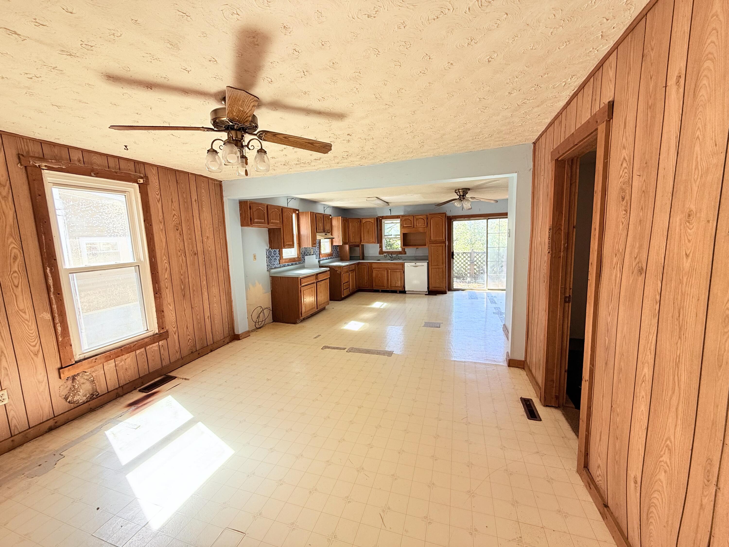 253 Parrish Avenue Property Photo 11