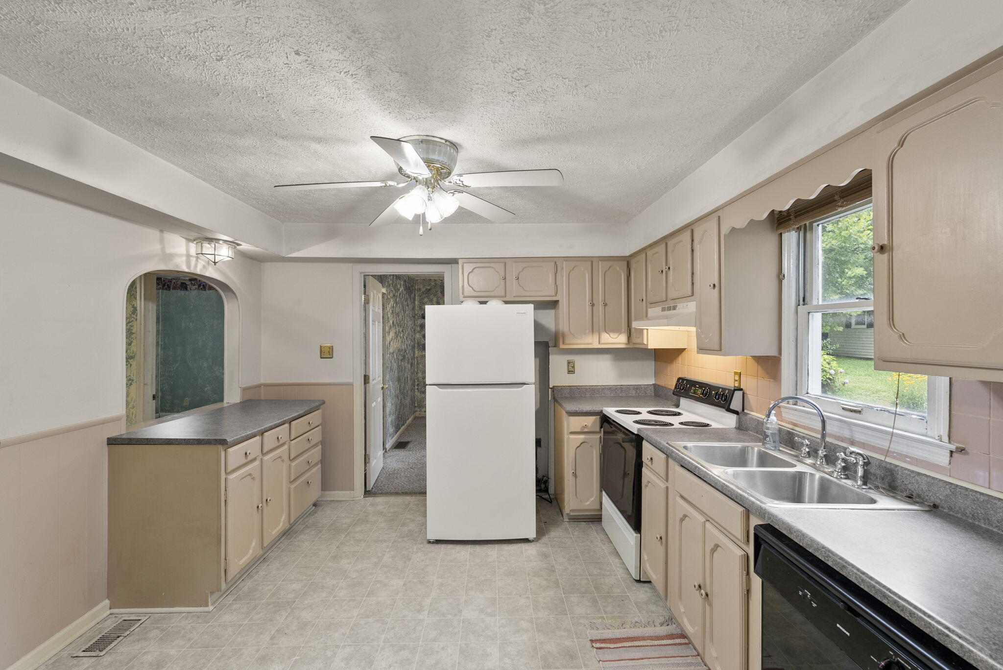 722 Bryant's Camp Road Property Photo 13