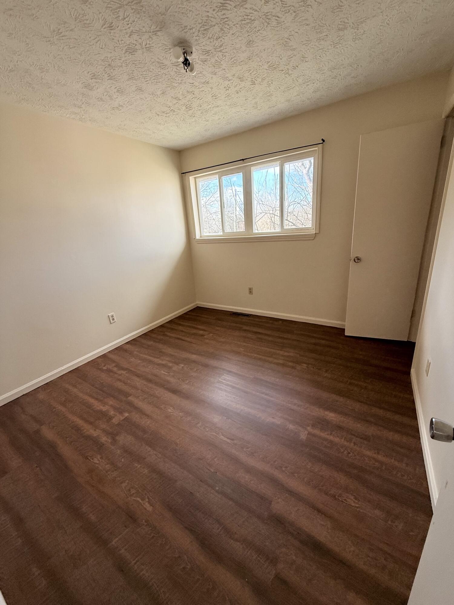 118 Central Avenue Property Photo 3