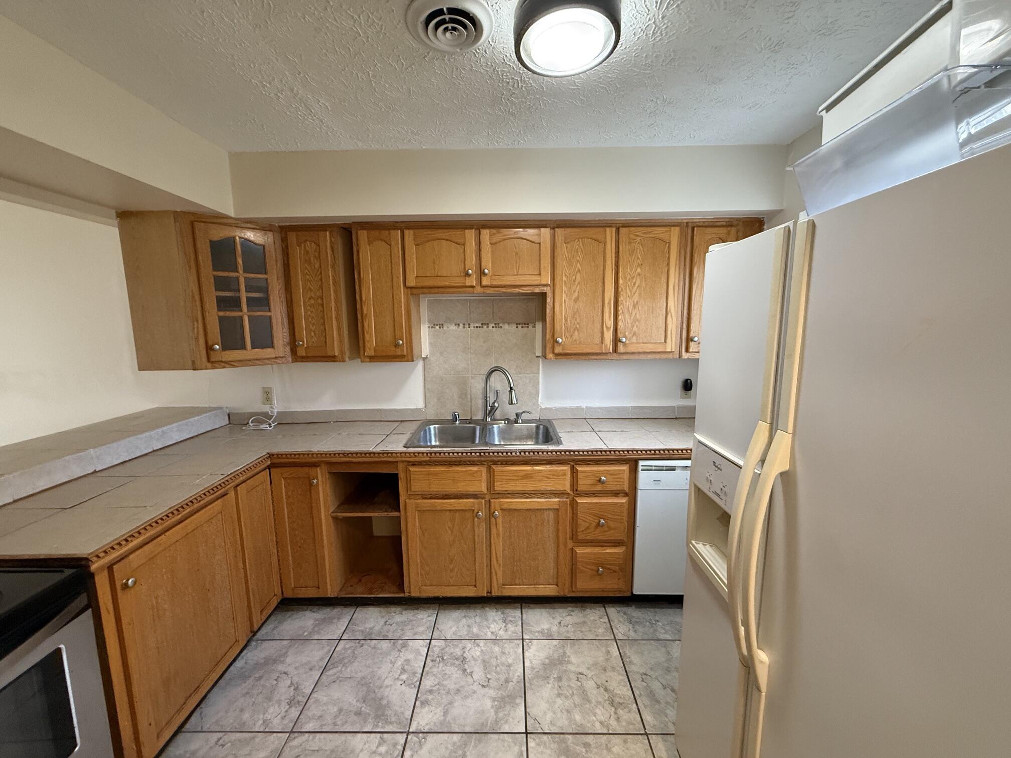 118 Central Avenue Property Photo 8