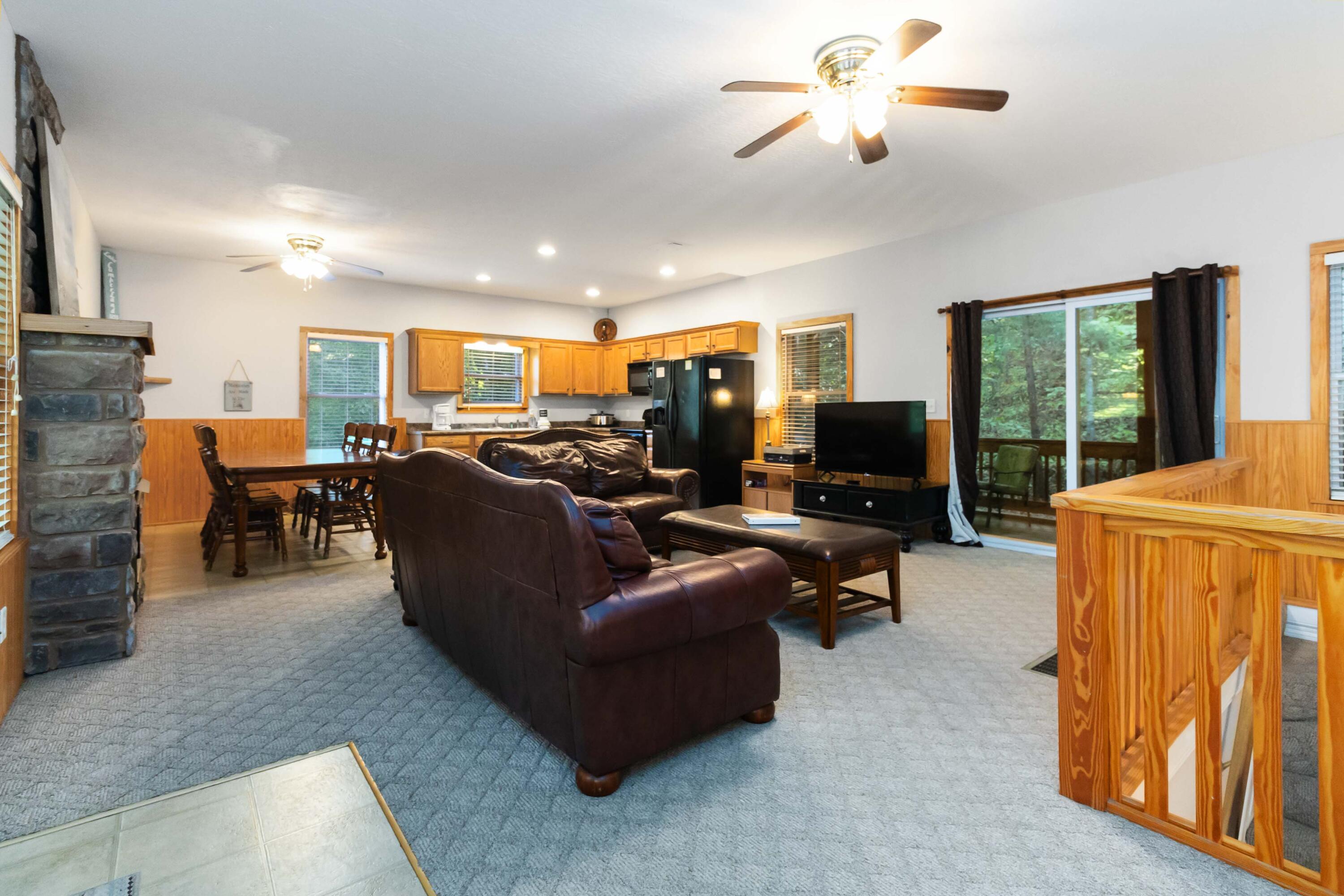 620 Harmony Lane Property Photo 4