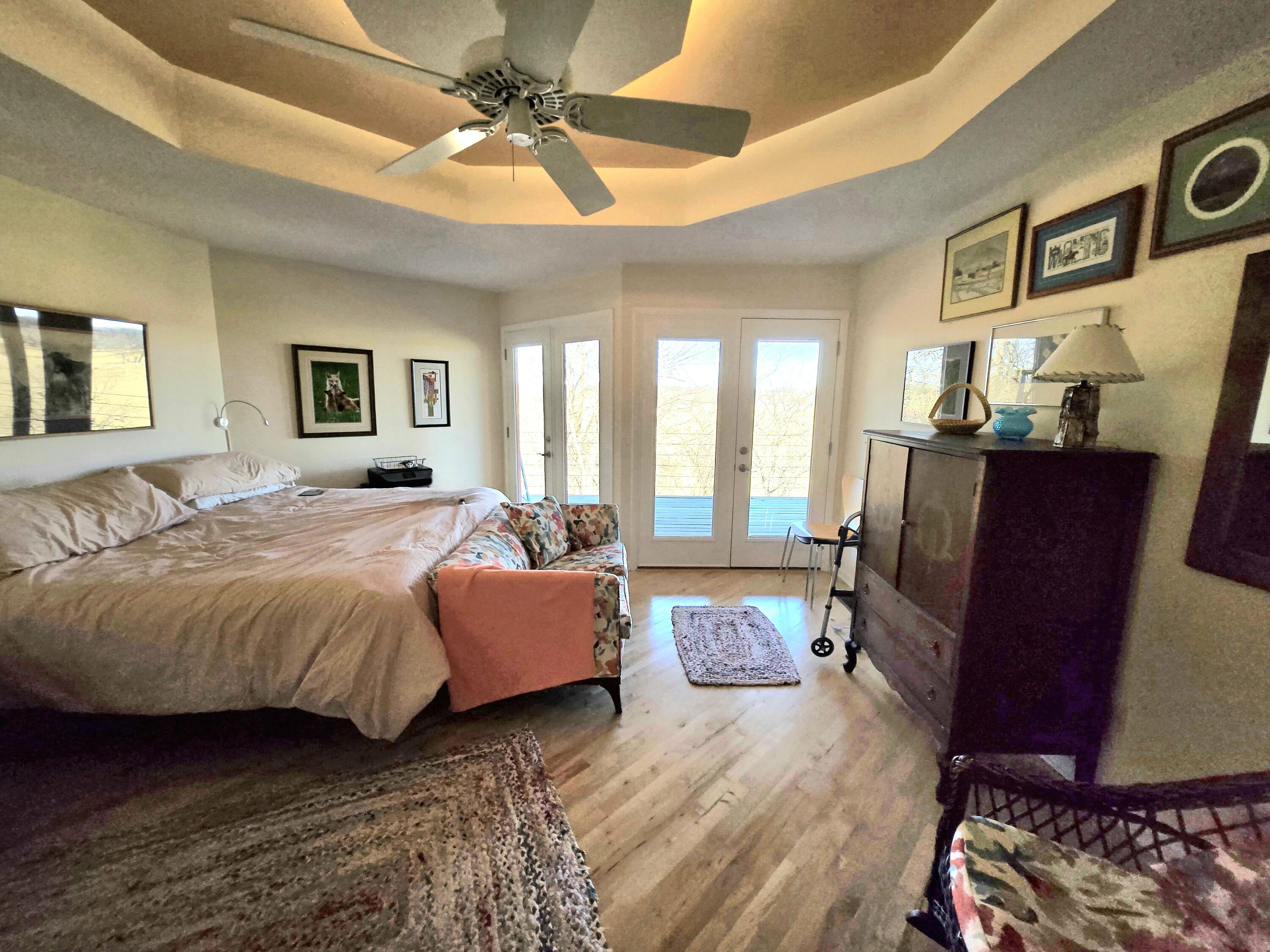 1028 Pin Oak Drive Property Photo 18