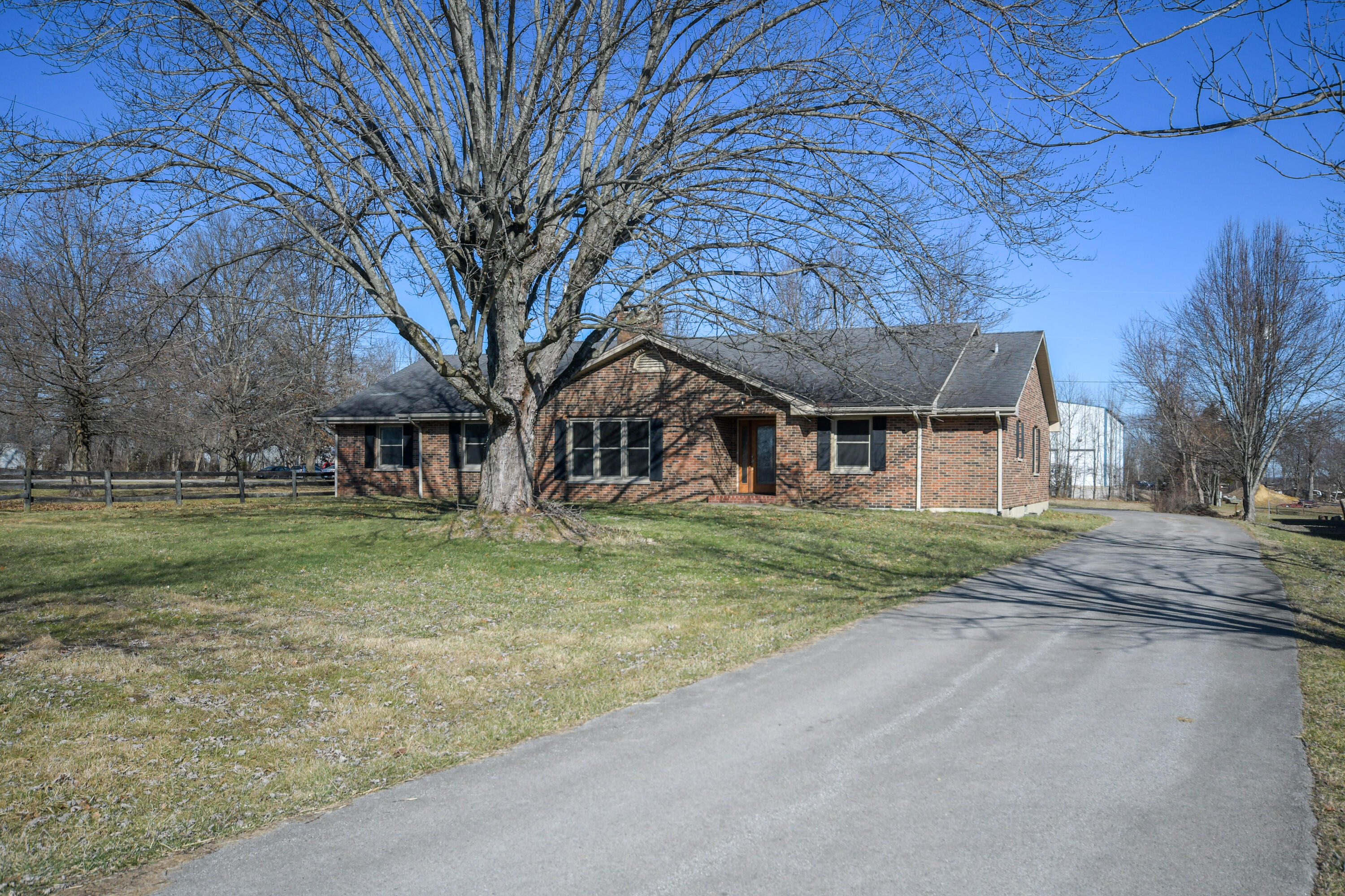 4635 Camargo Road Property Photo 2