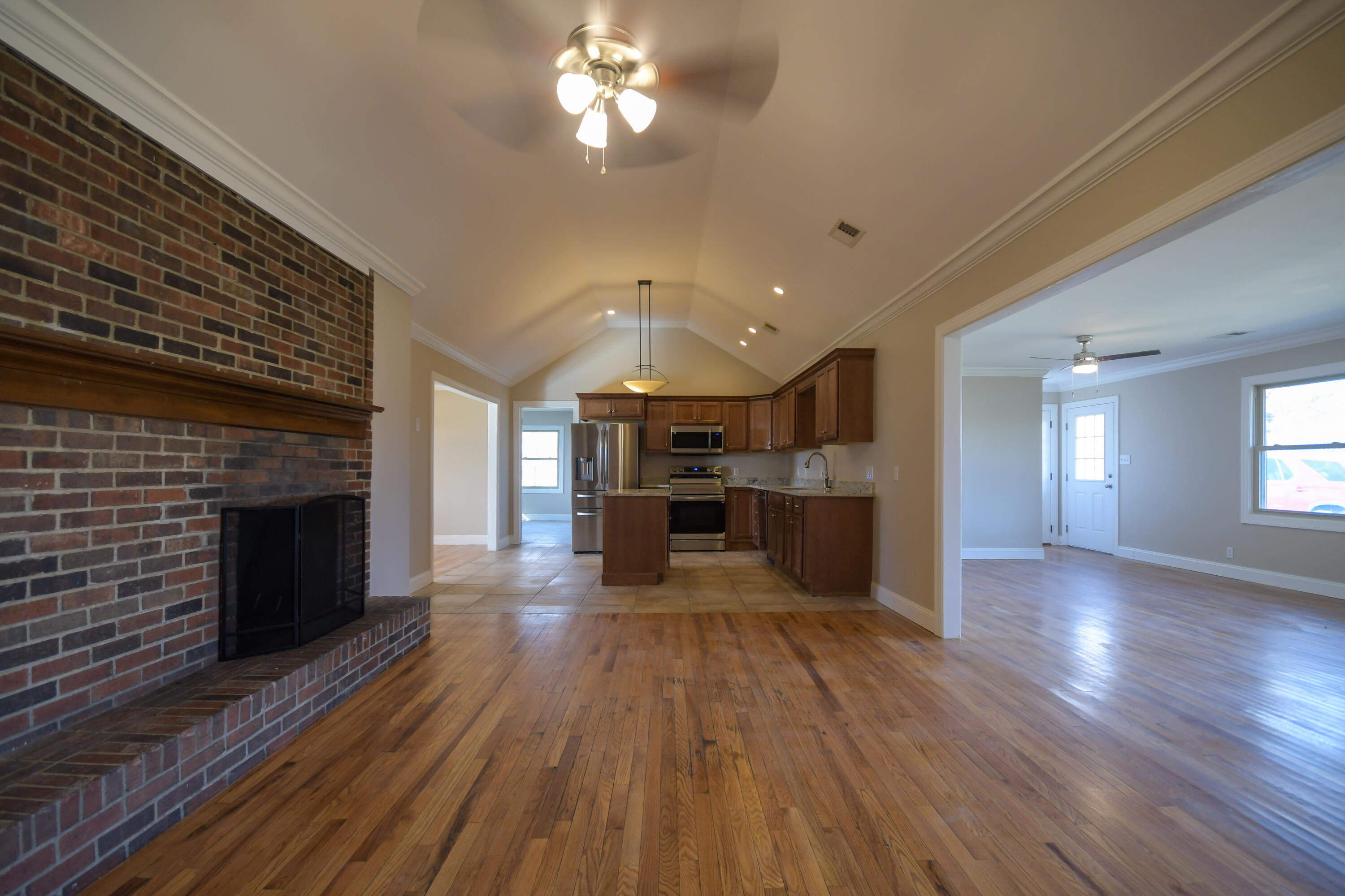 4635 Camargo Road Property Photo 12