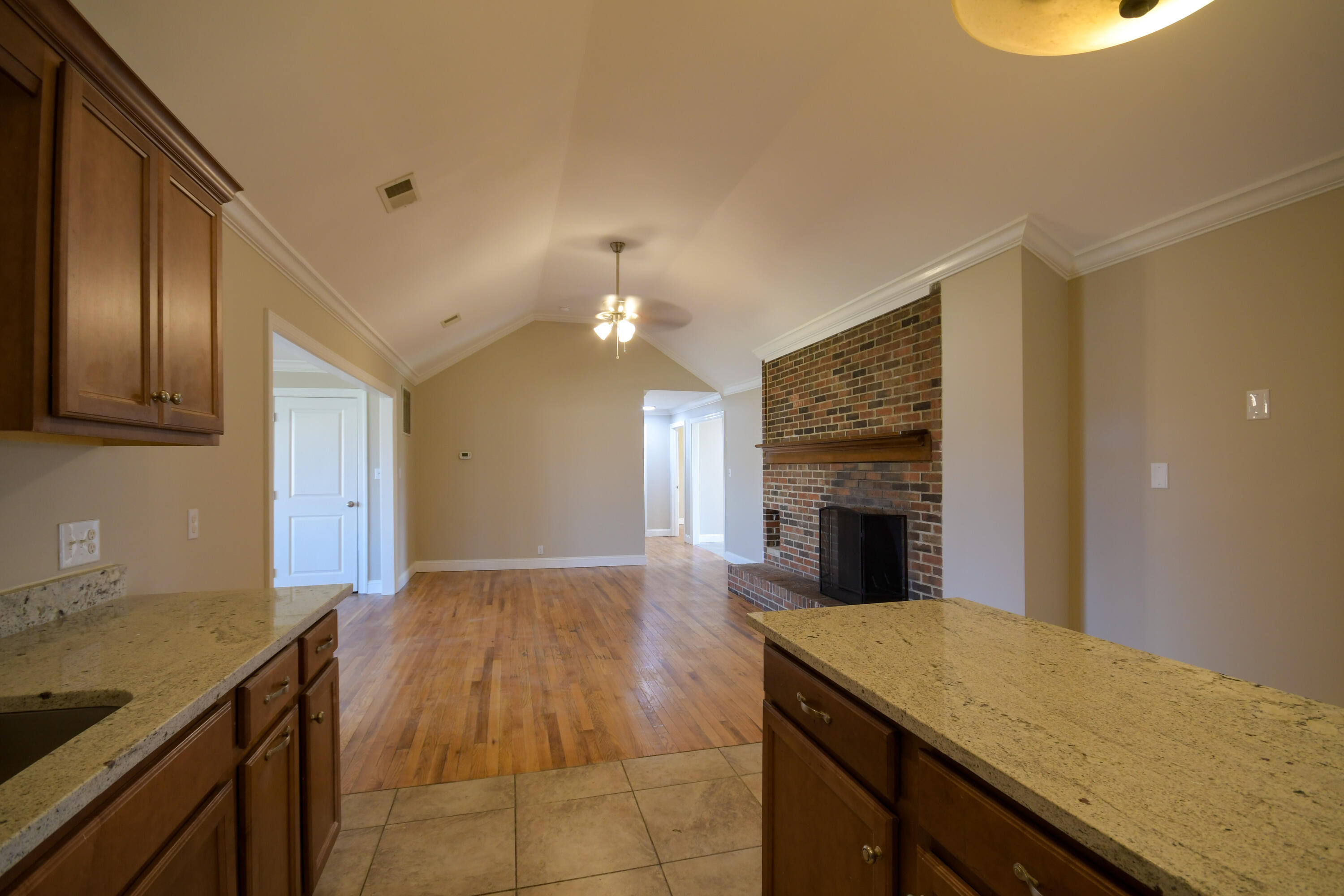 4635 Camargo Road Property Photo 13