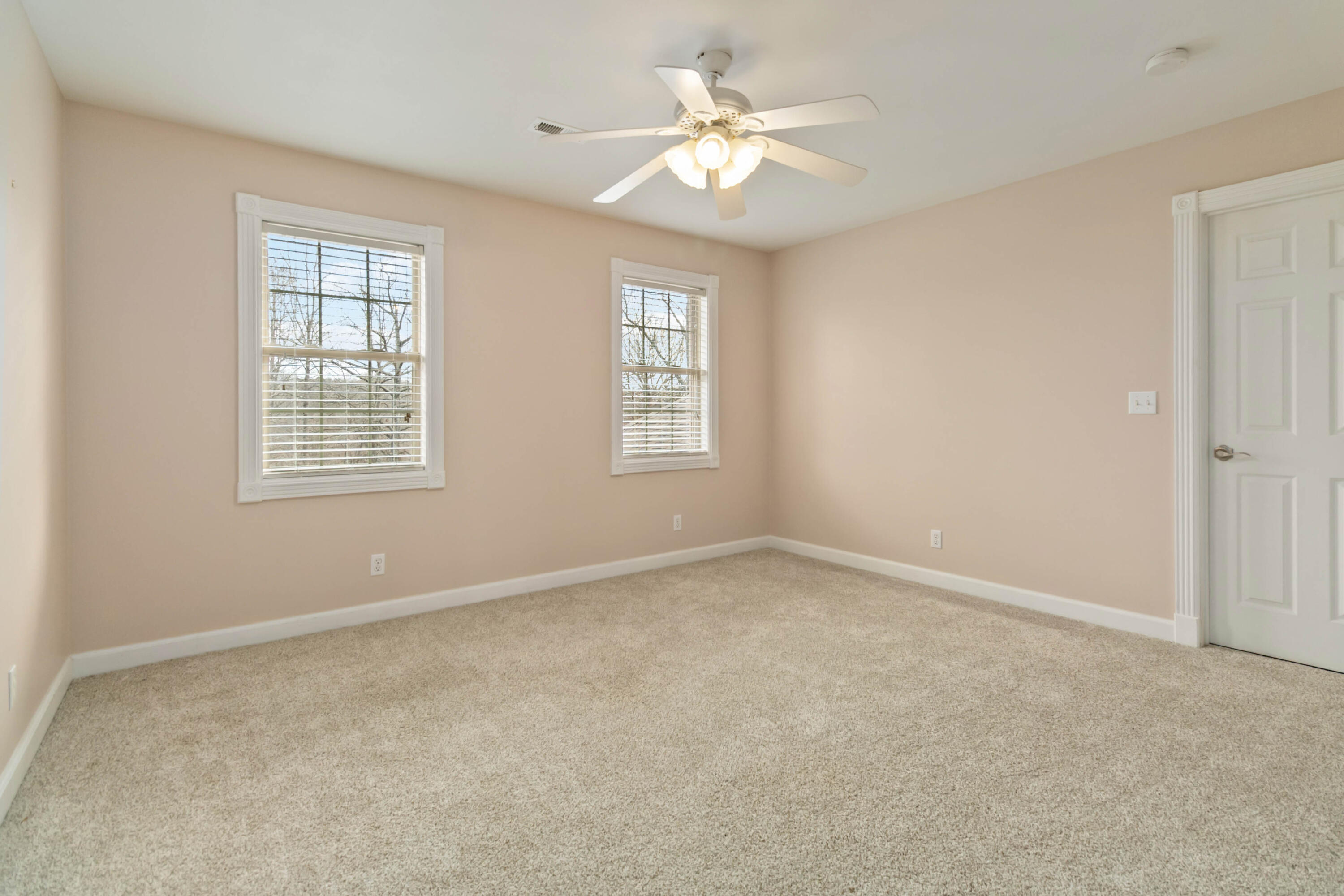 371 Lakeview Drive Property Photo 52