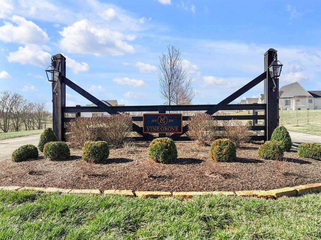 123 Doe Run Road Property Photo 4