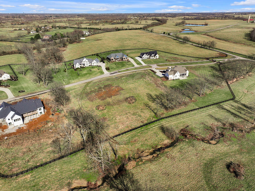 123 Doe Run Road Property Photo 9