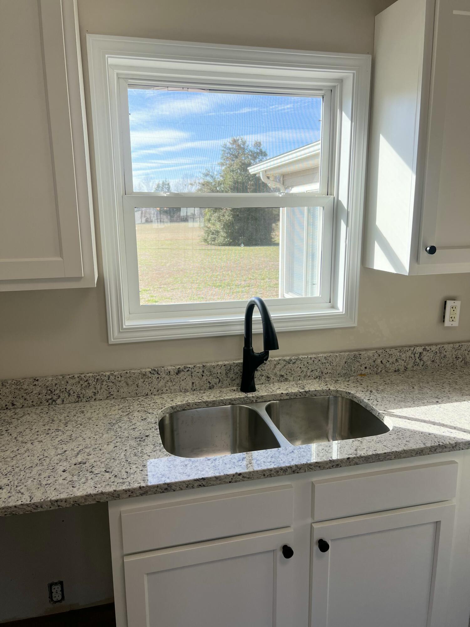87 Justin Lane Property Photo 13