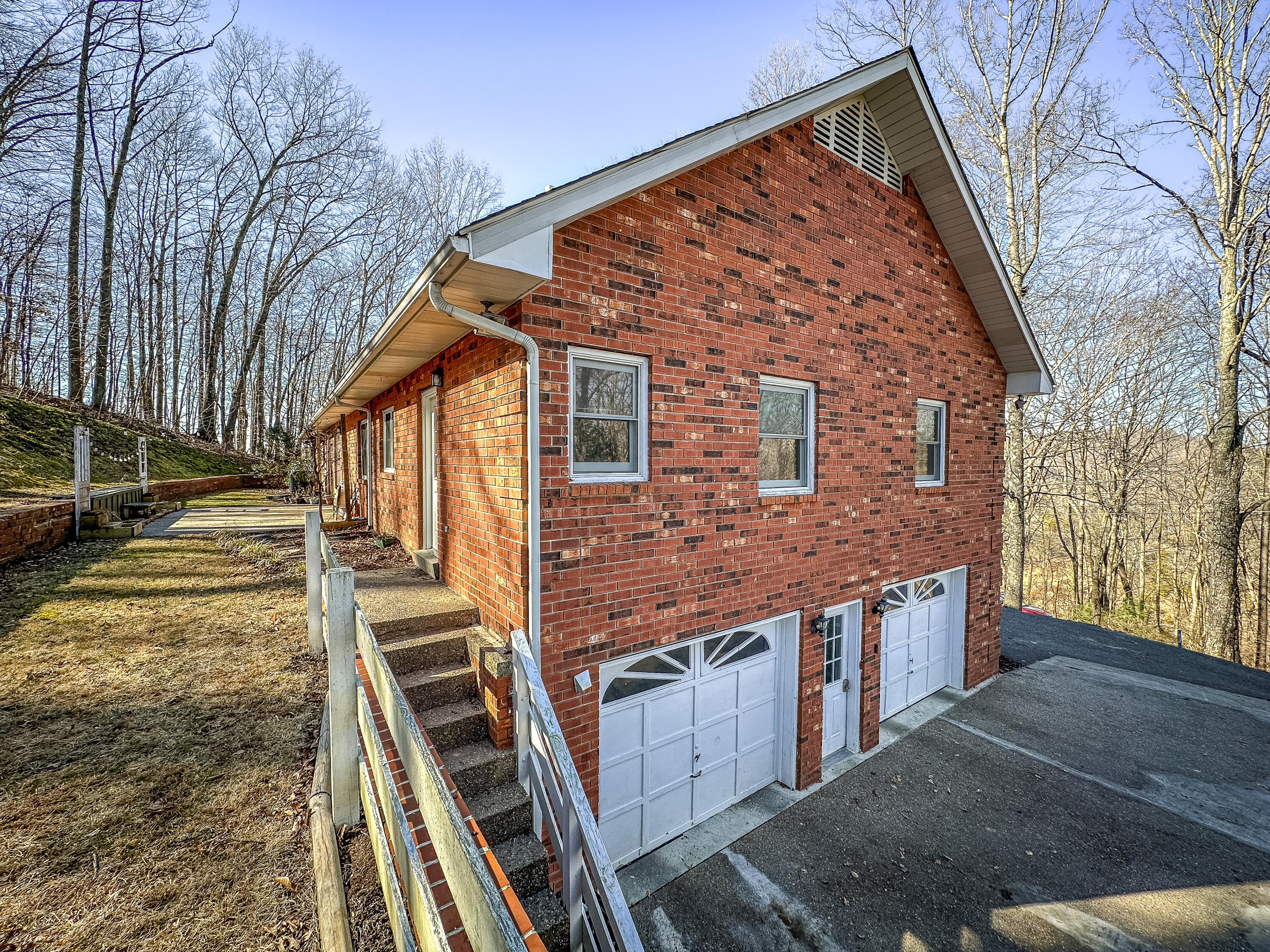222 Park Hill Avenue Property Photo 49