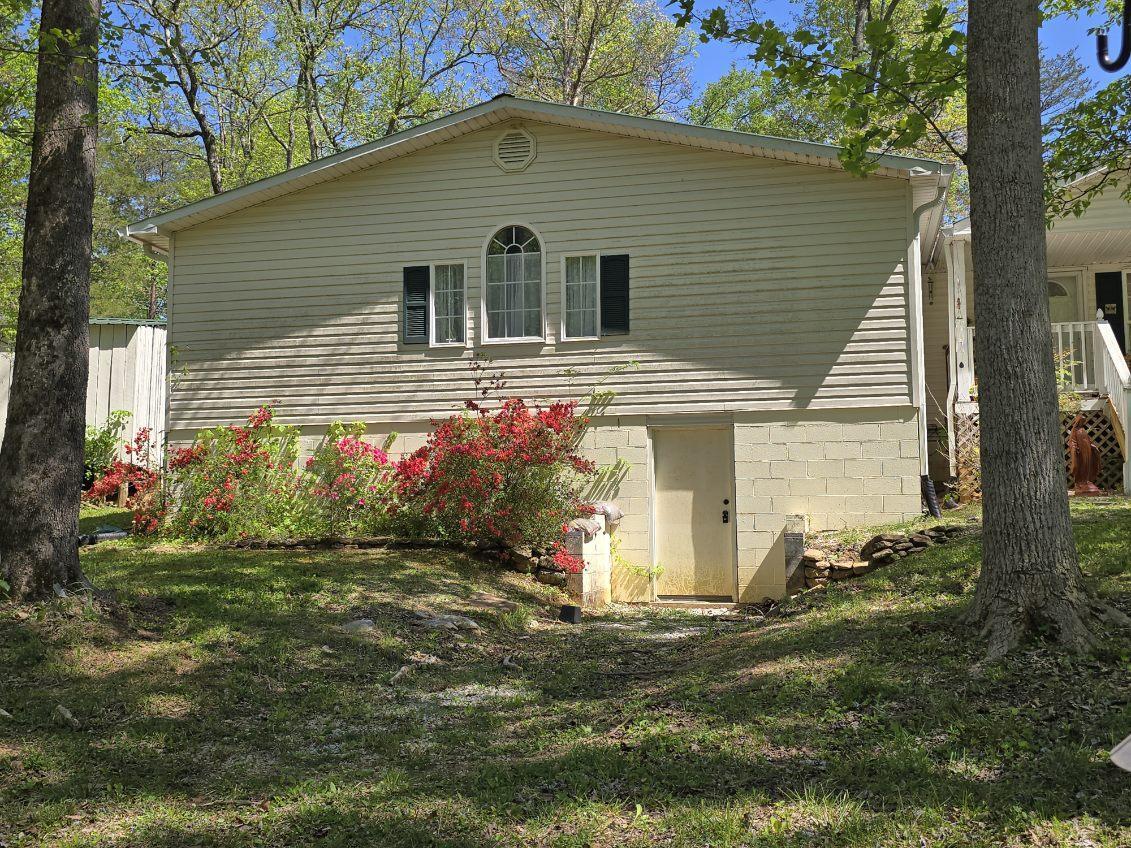 111 Natures Way Property Photo 5