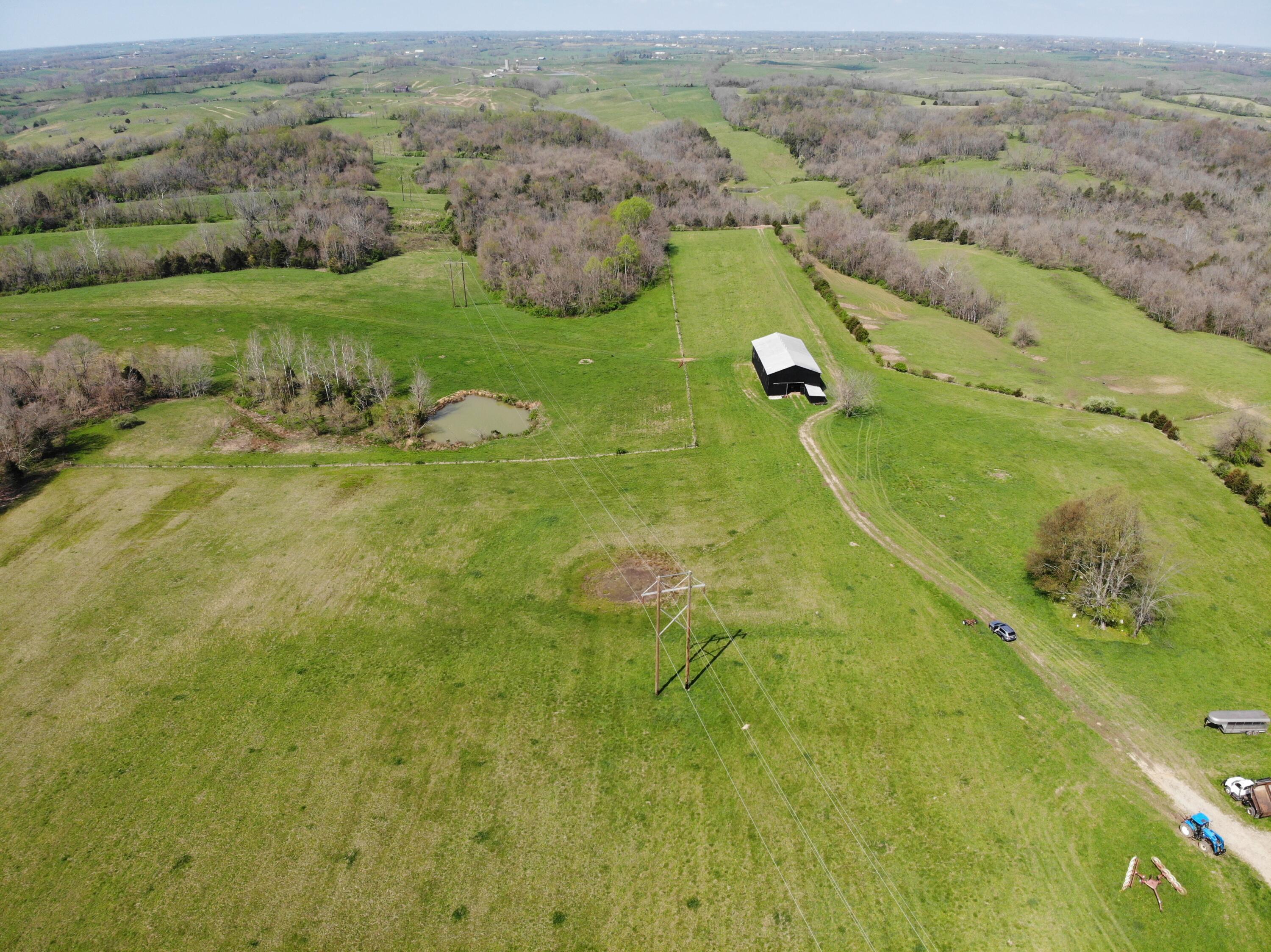 1350 Perry Pike Property Photo 3