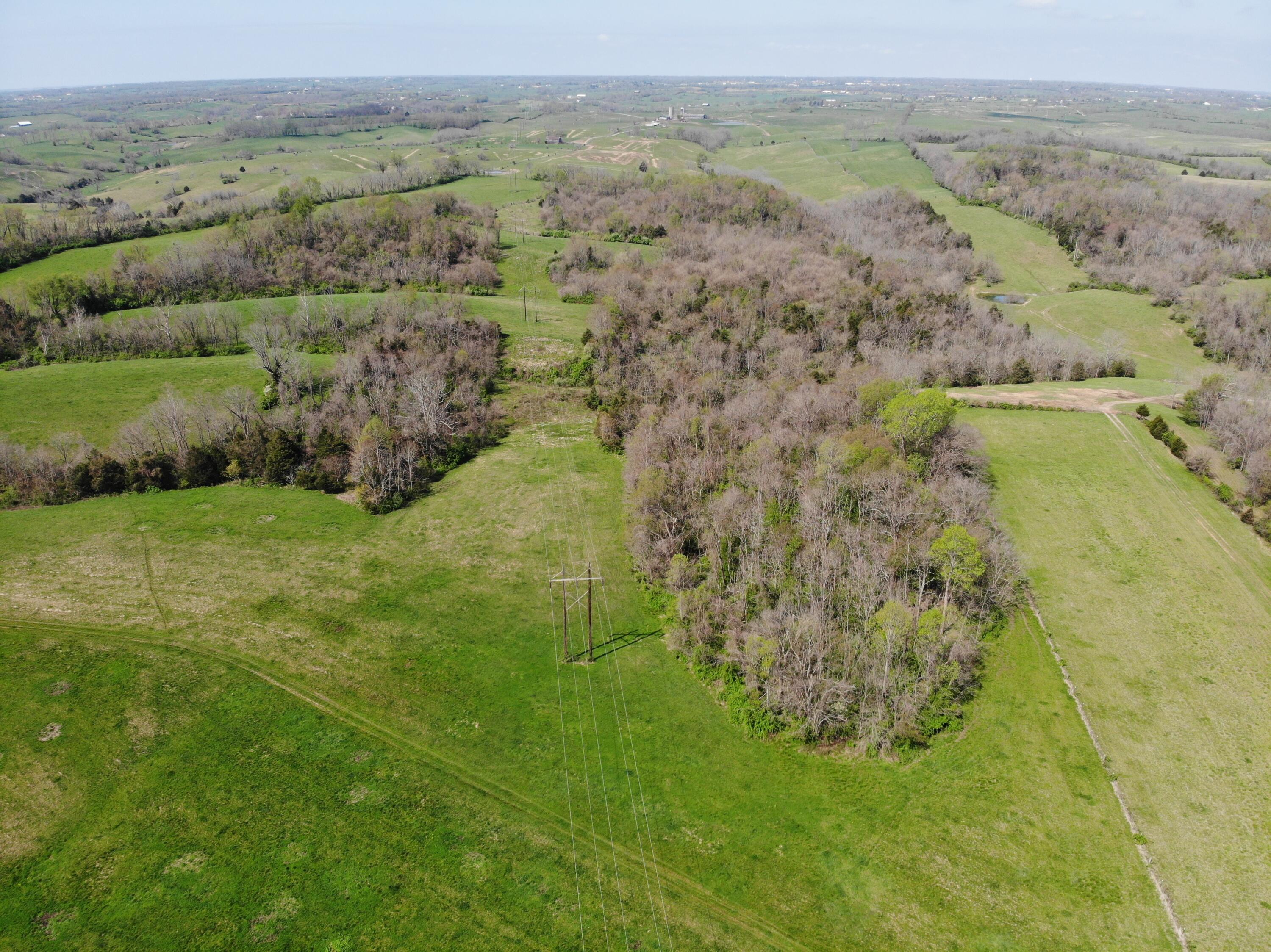 1350 Perry Pike Property Photo 5