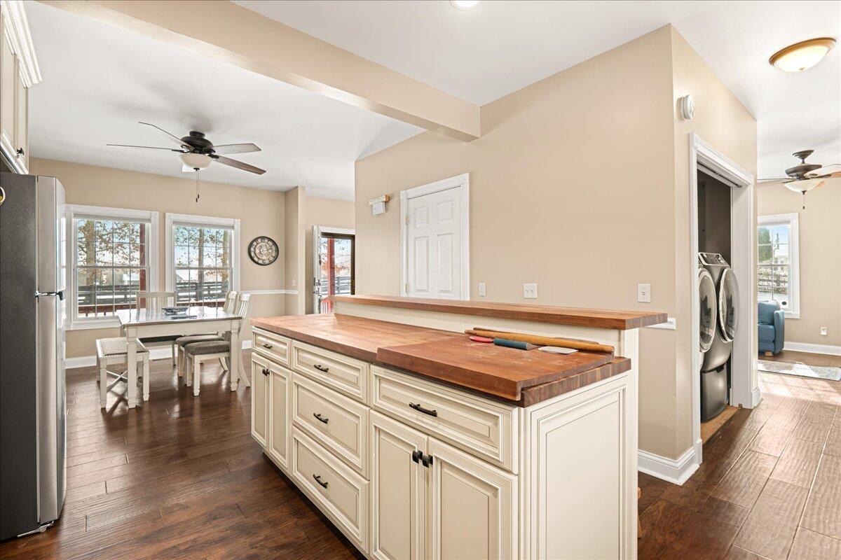 551 Rogers Road Property Photo 13