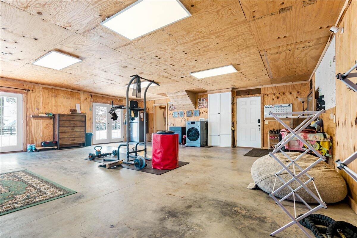 551 Rogers Road Property Photo 37