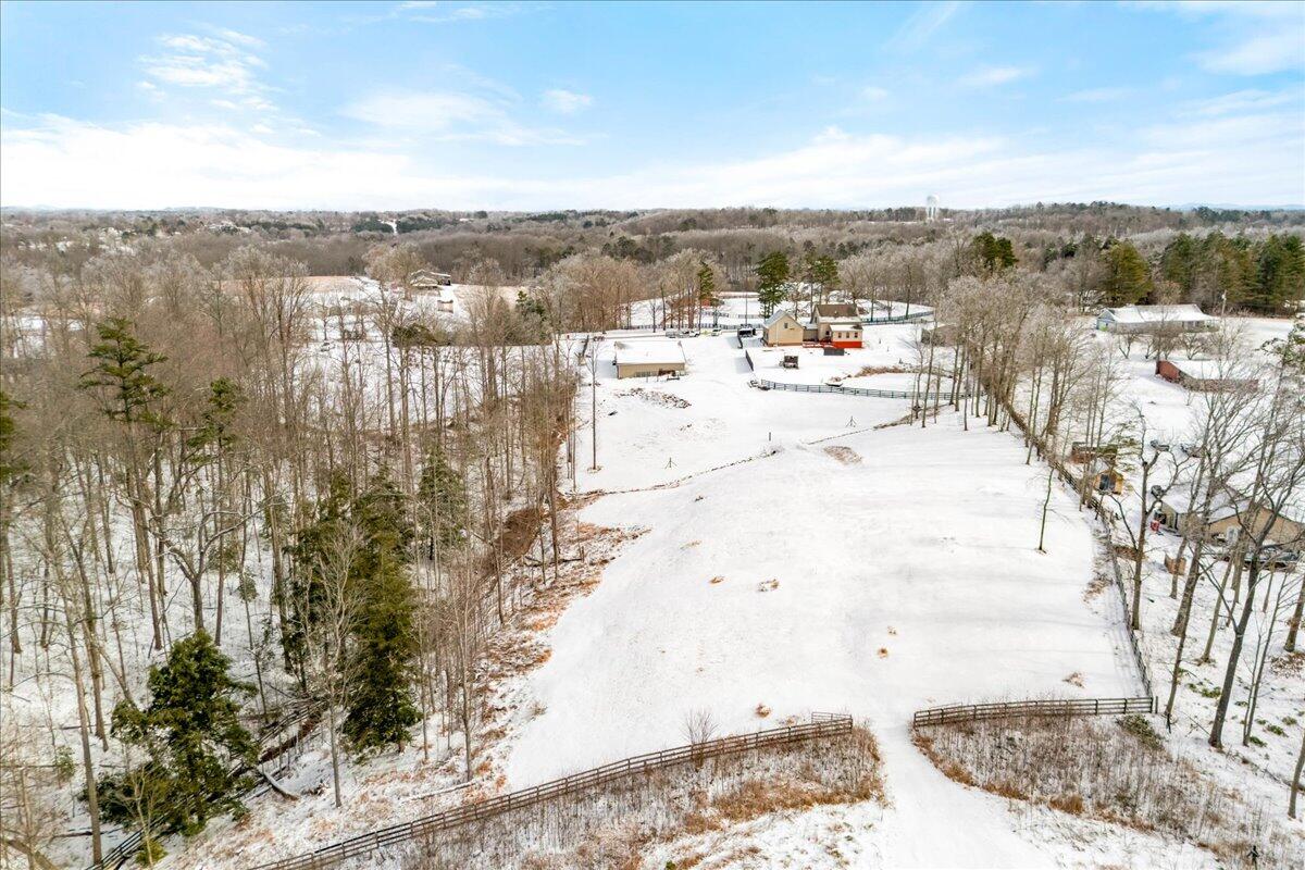 551 Rogers Road Property Photo 59