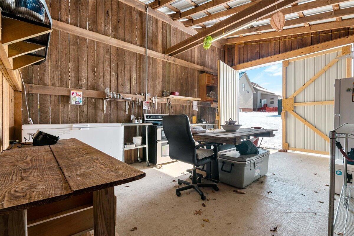 551 Rogers Road Property Photo 86