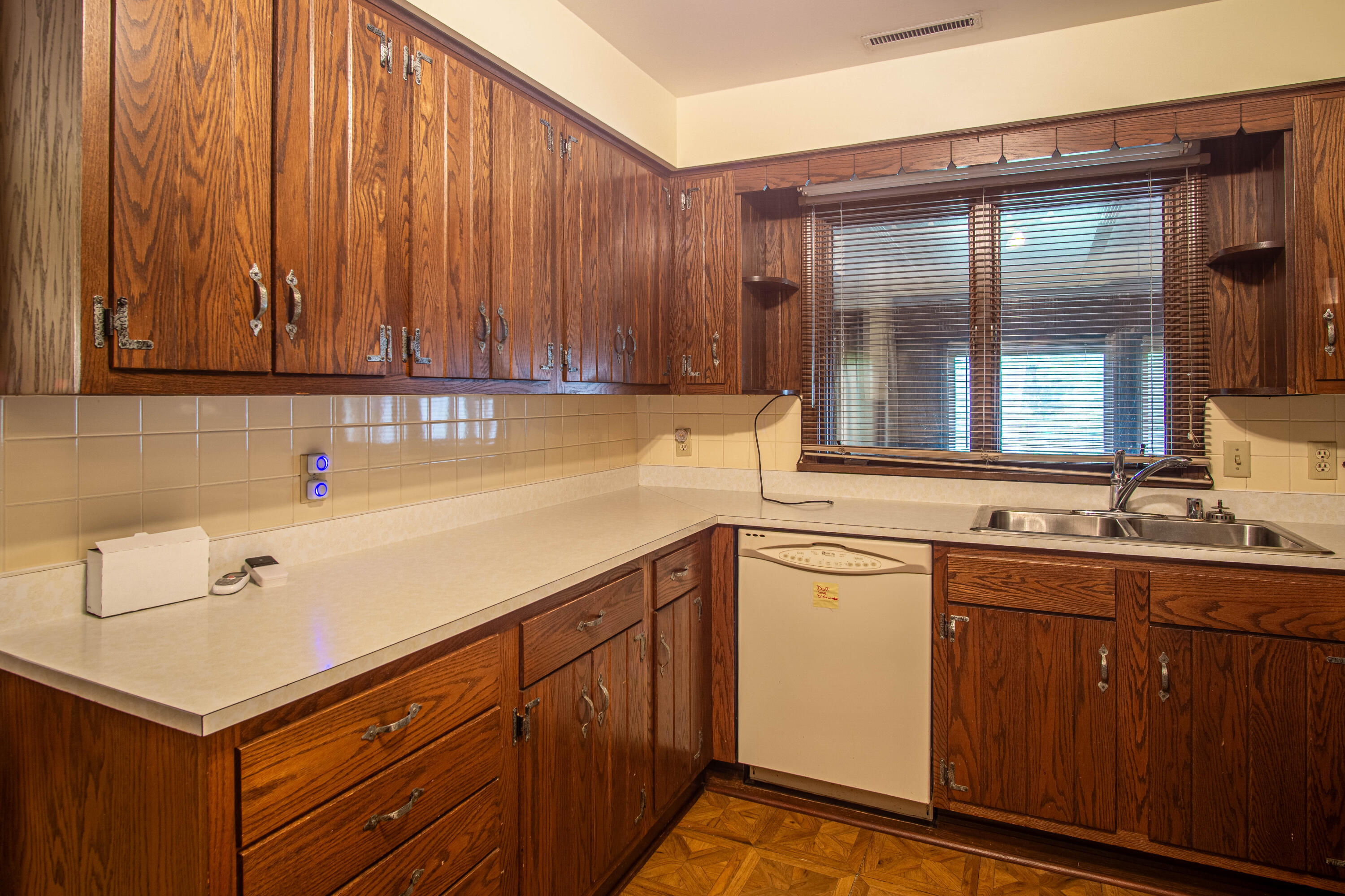 98 E Wyrick Street Property Photo 10