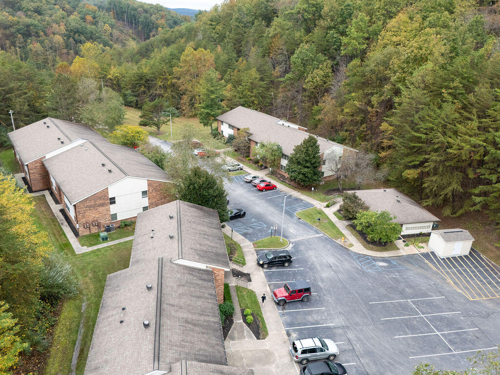 300 Pine Ridge Drive Property Photo 16