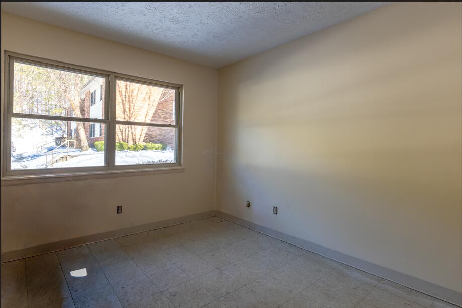 300 Pine Ridge Drive Property Photo 29