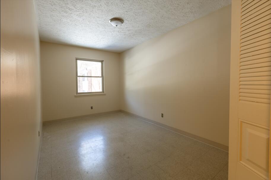 300 Pine Ridge Drive Property Photo 33