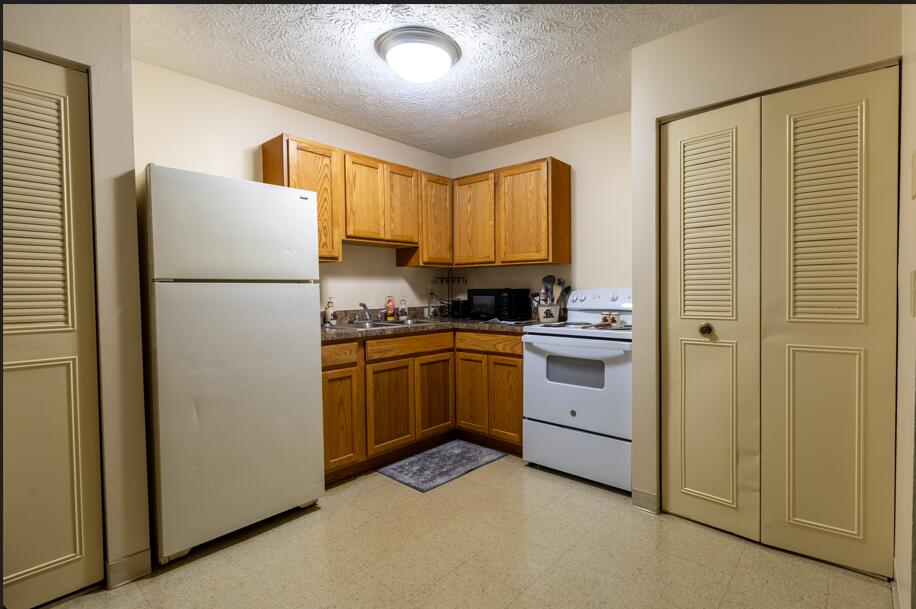 300 Pine Ridge Drive Property Photo 45