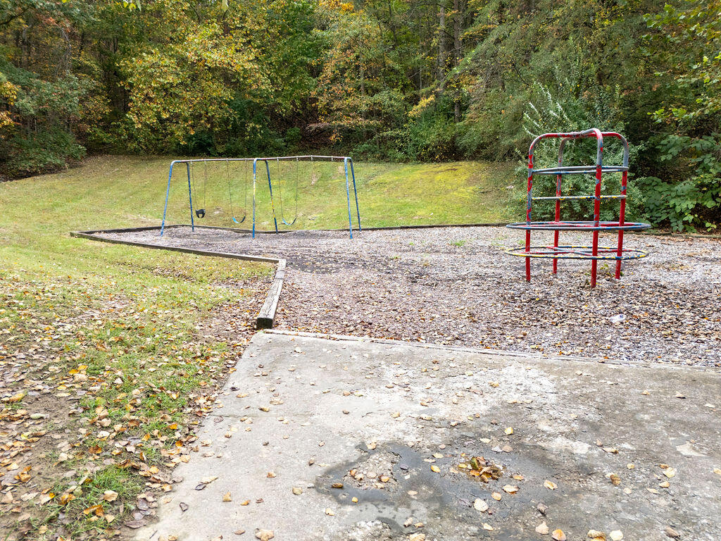 300 Pine Ridge Drive Property Photo 67