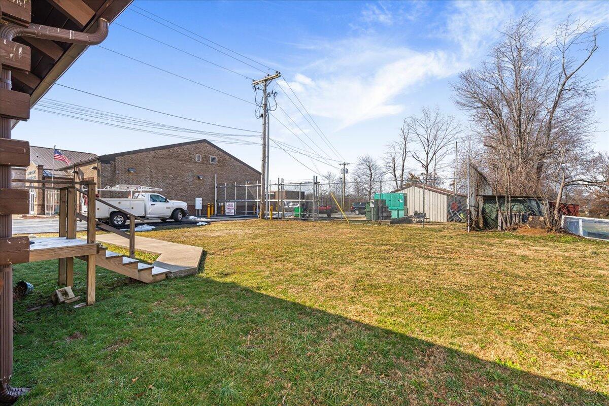 793 Breckenridge St Property Photo 7