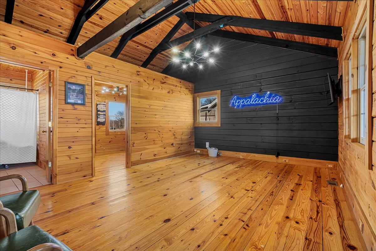 793 Breckenridge St Property Photo 19