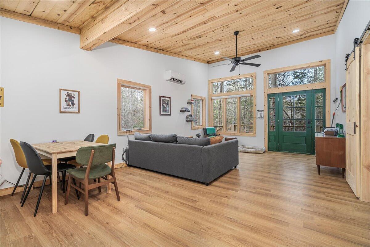 397 Sun Set Ridge Property Photo 6