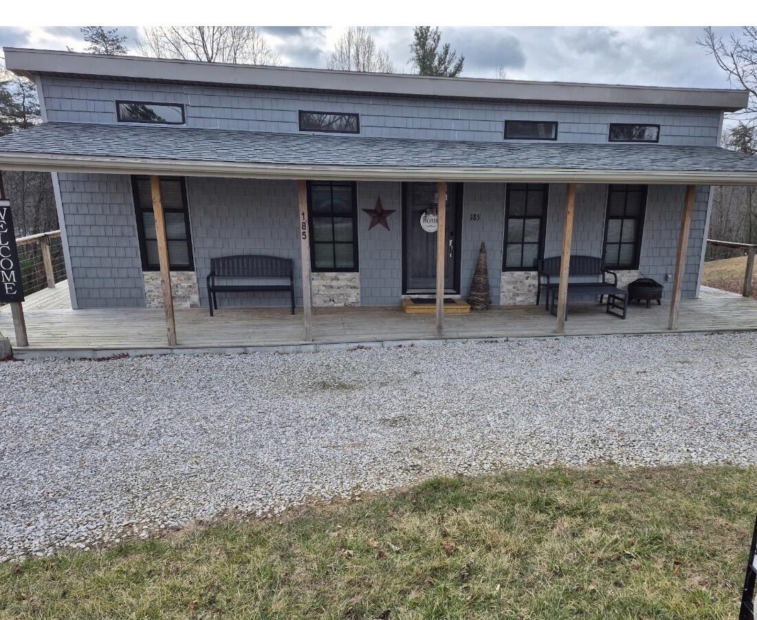 185 Turkey Ridge Road Property Photo 3