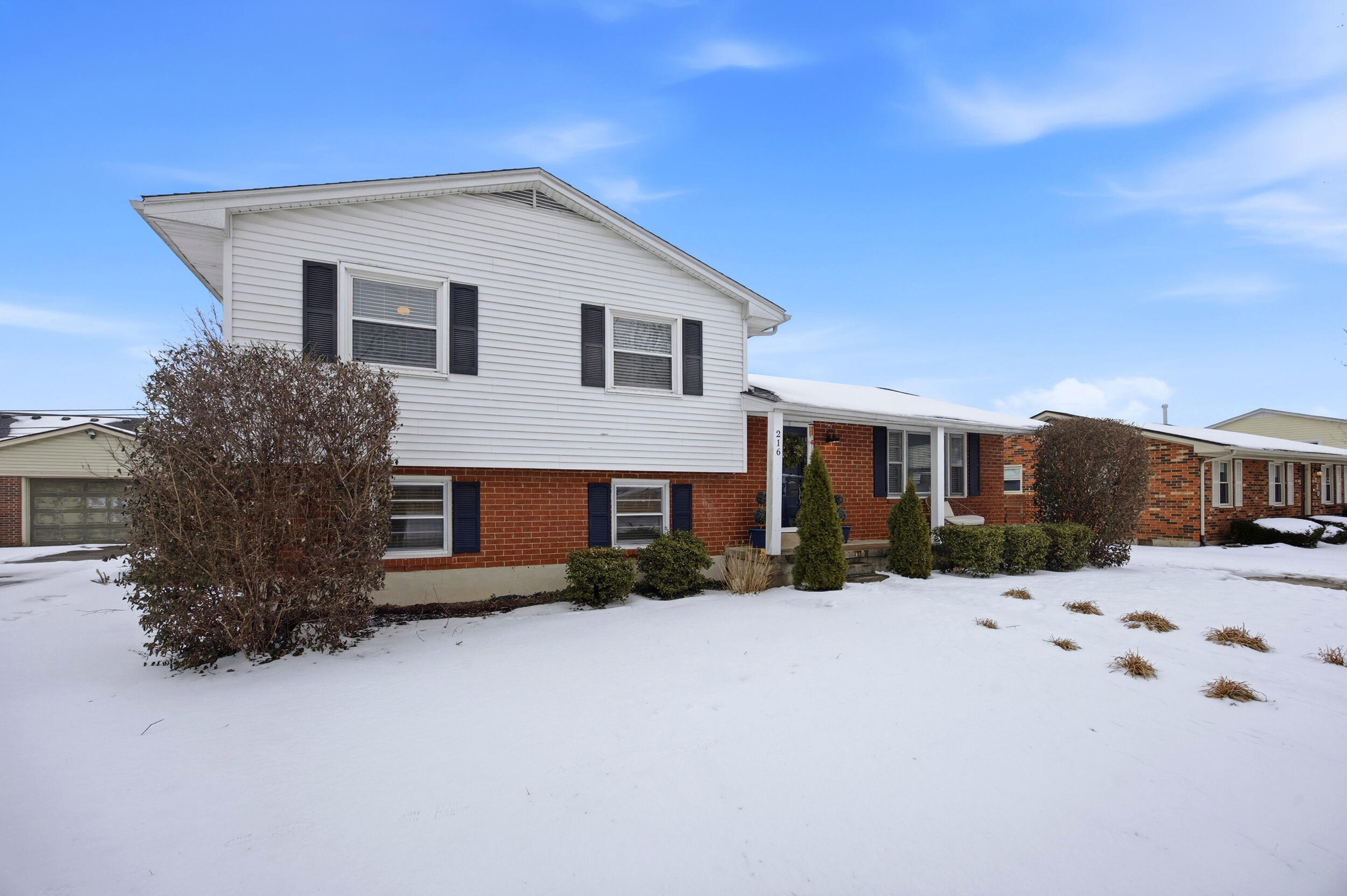 216 Paddock Drive Property Photo 1