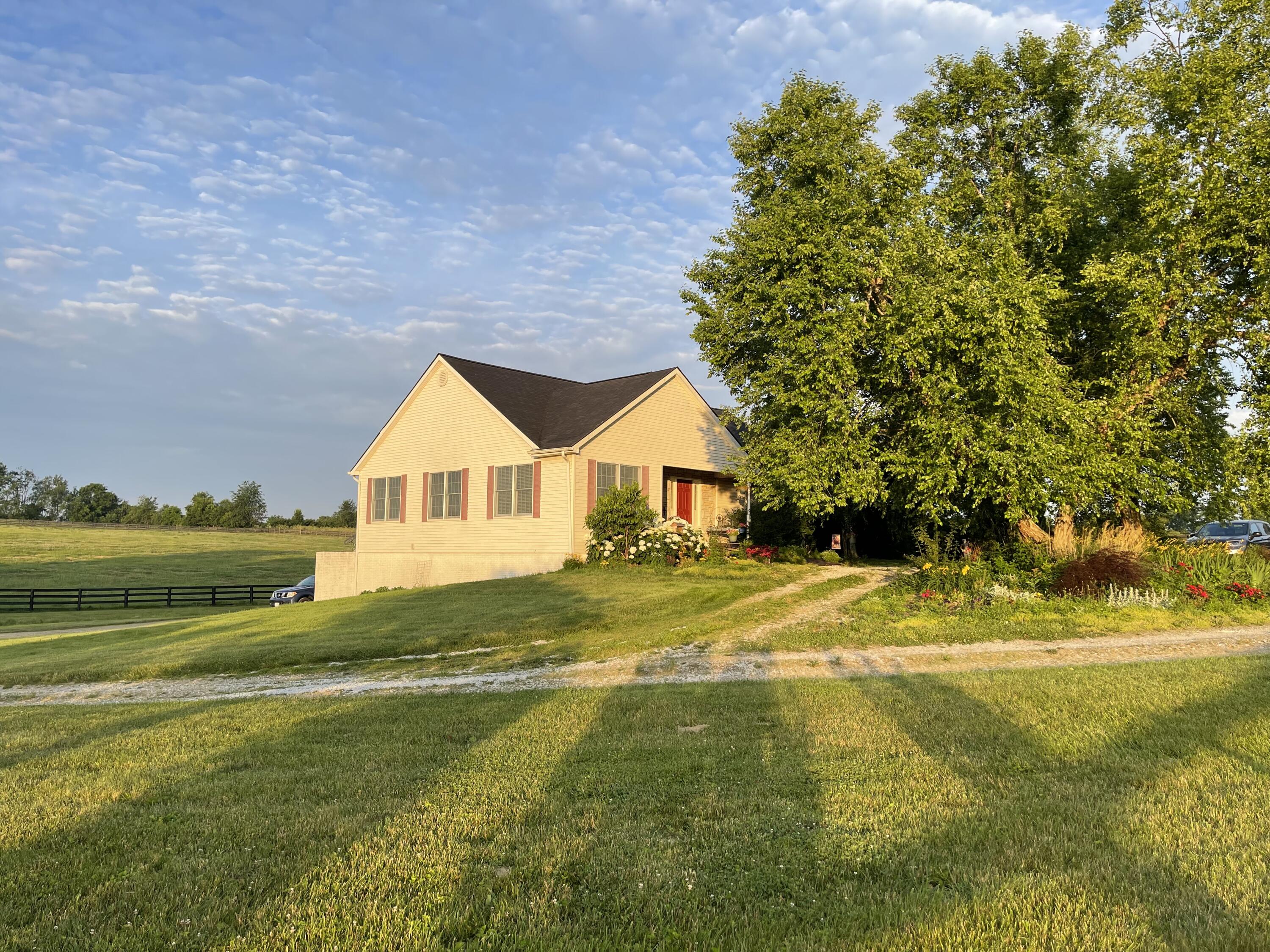 200 Carpenter Pike Property Photo 2