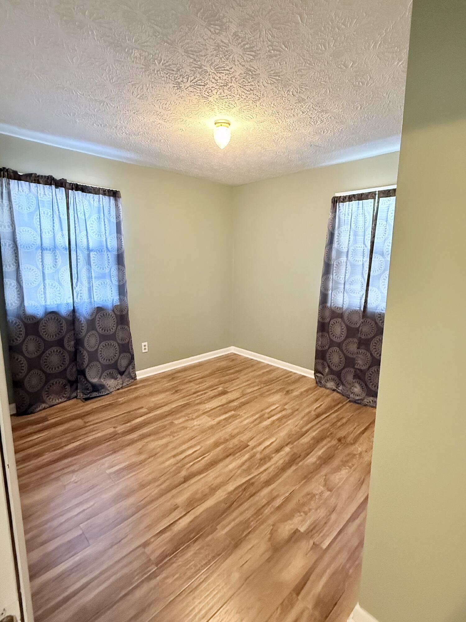 861 Barnett Road Property Photo 7